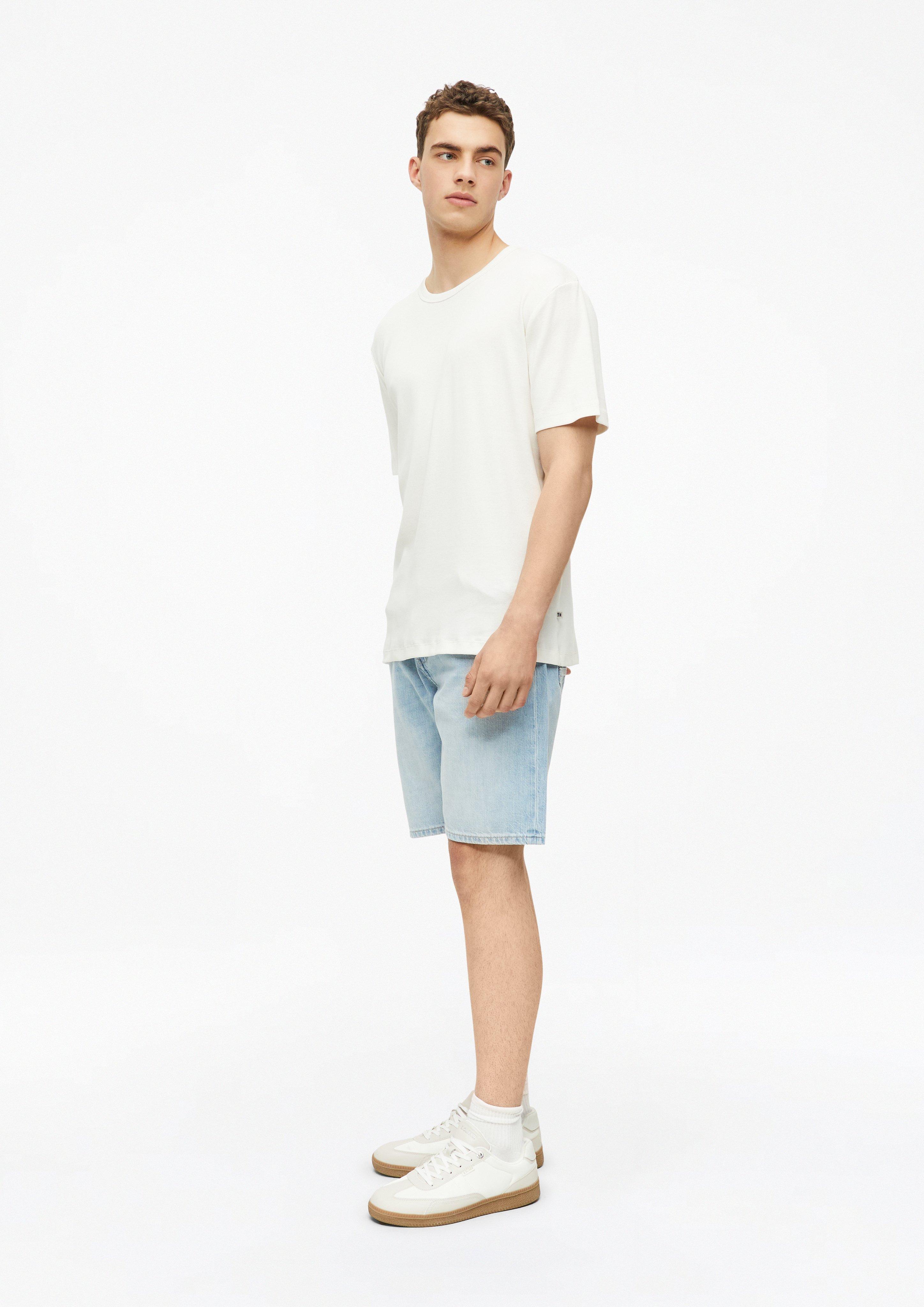  T-Shirt in  van 