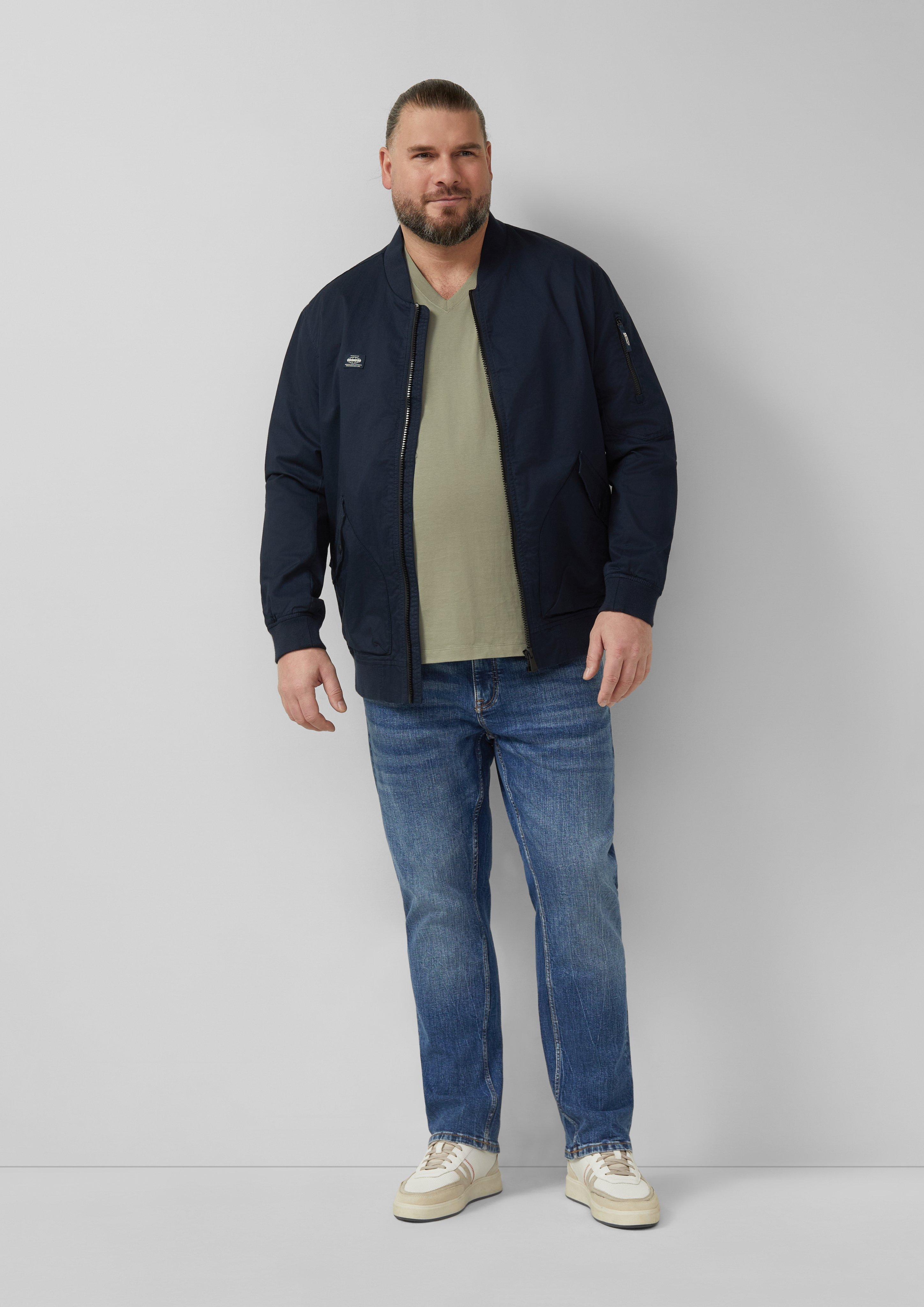 Koszulka w kolorze 7853, 9999, 6603, 0100 & 5978