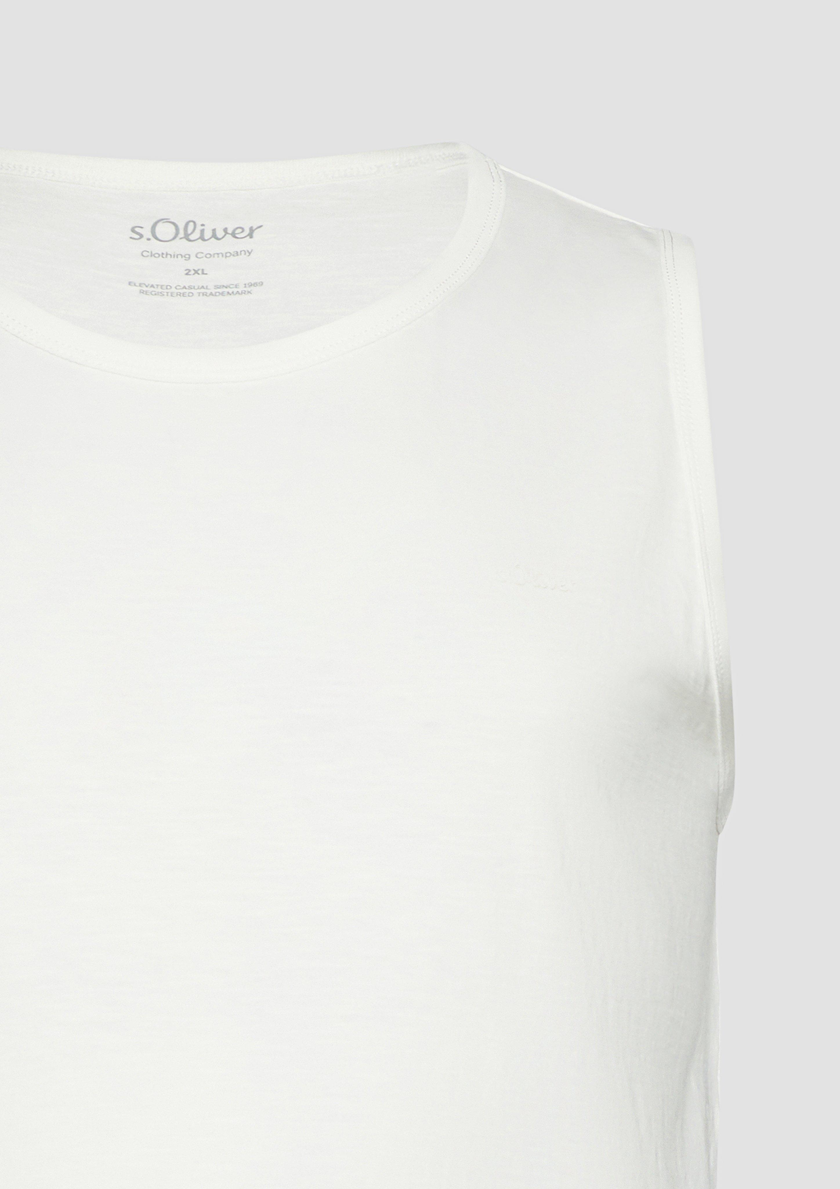 T-Shirt in 0200, 9999, 5978, 7938 & 9573