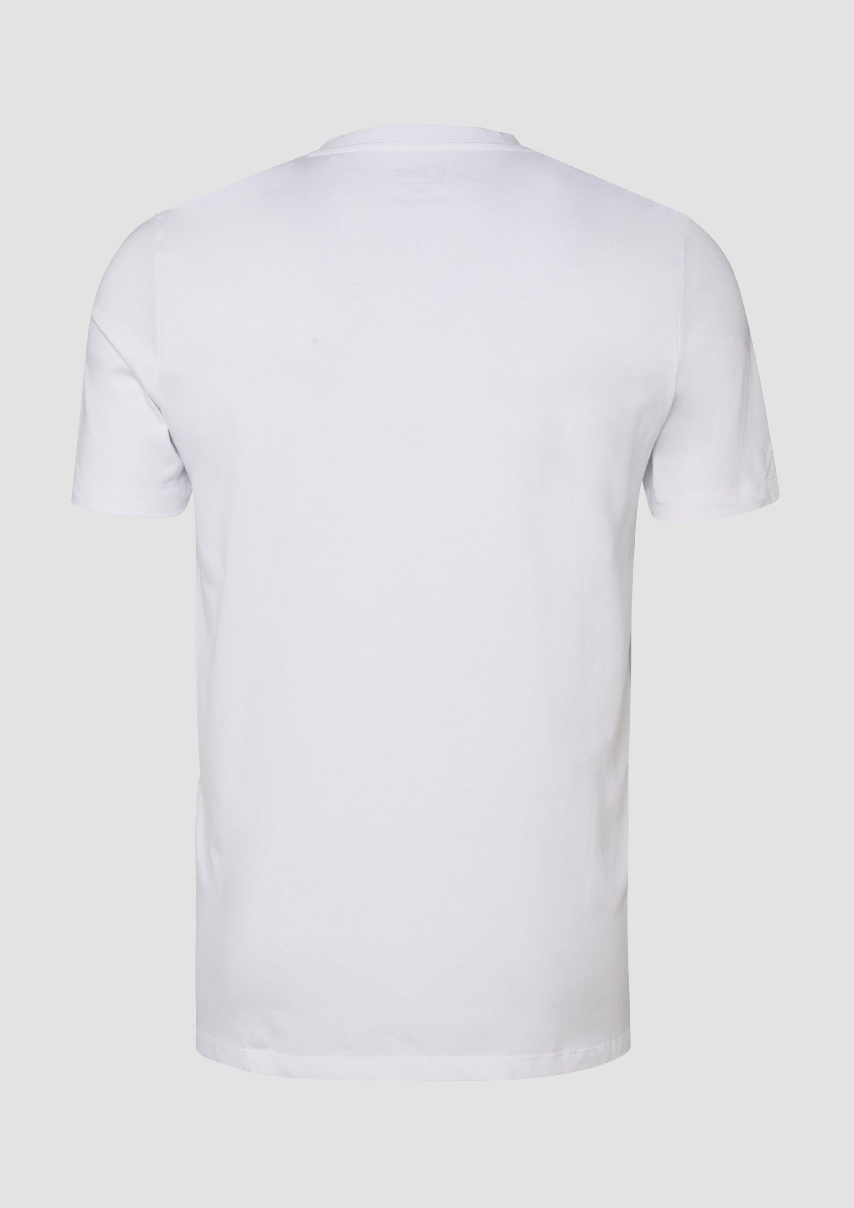 T-shirt in 0100, 5978, 9999 & 7853