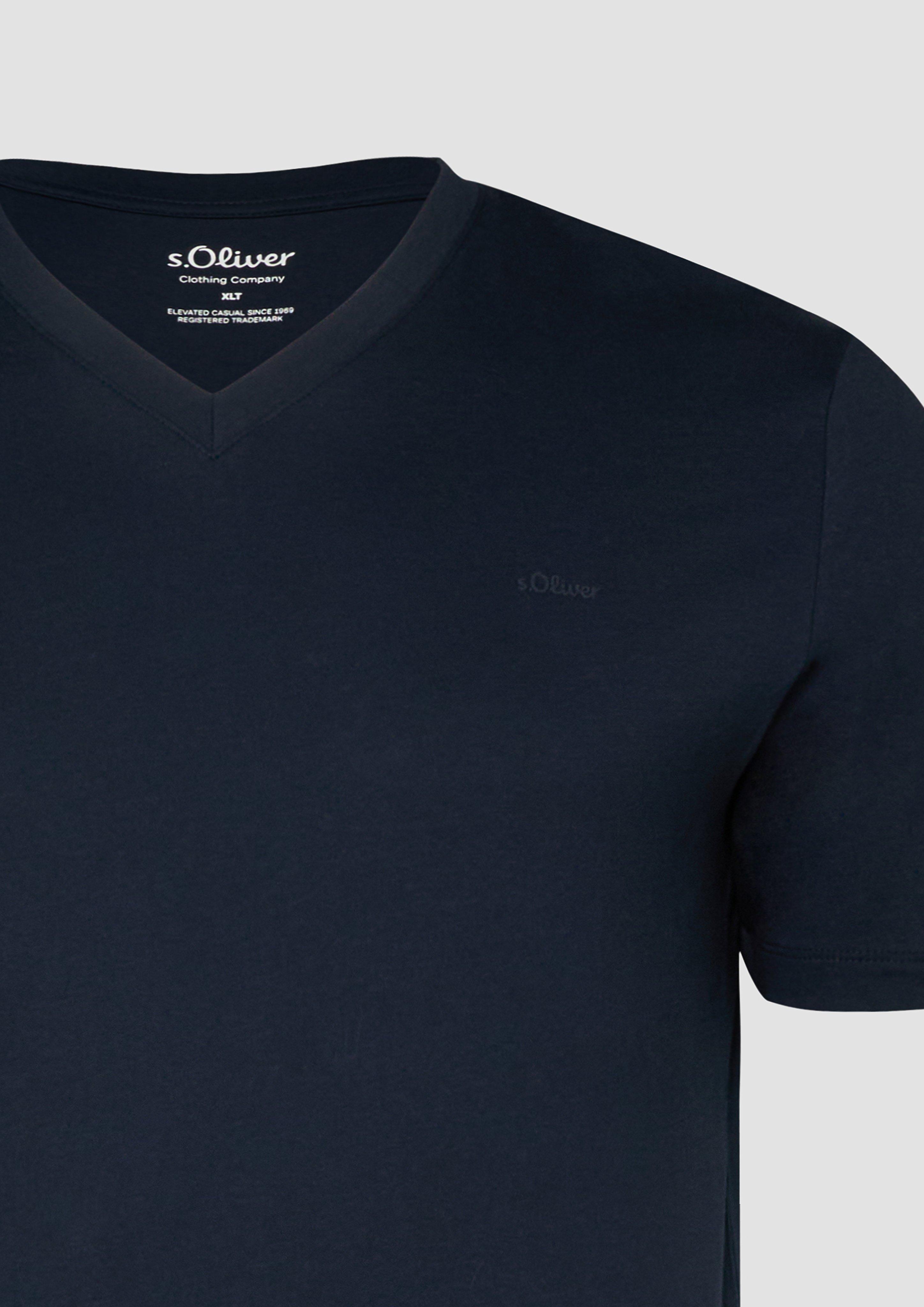 T-shirt in 5978, 0100, 9999 & 7853