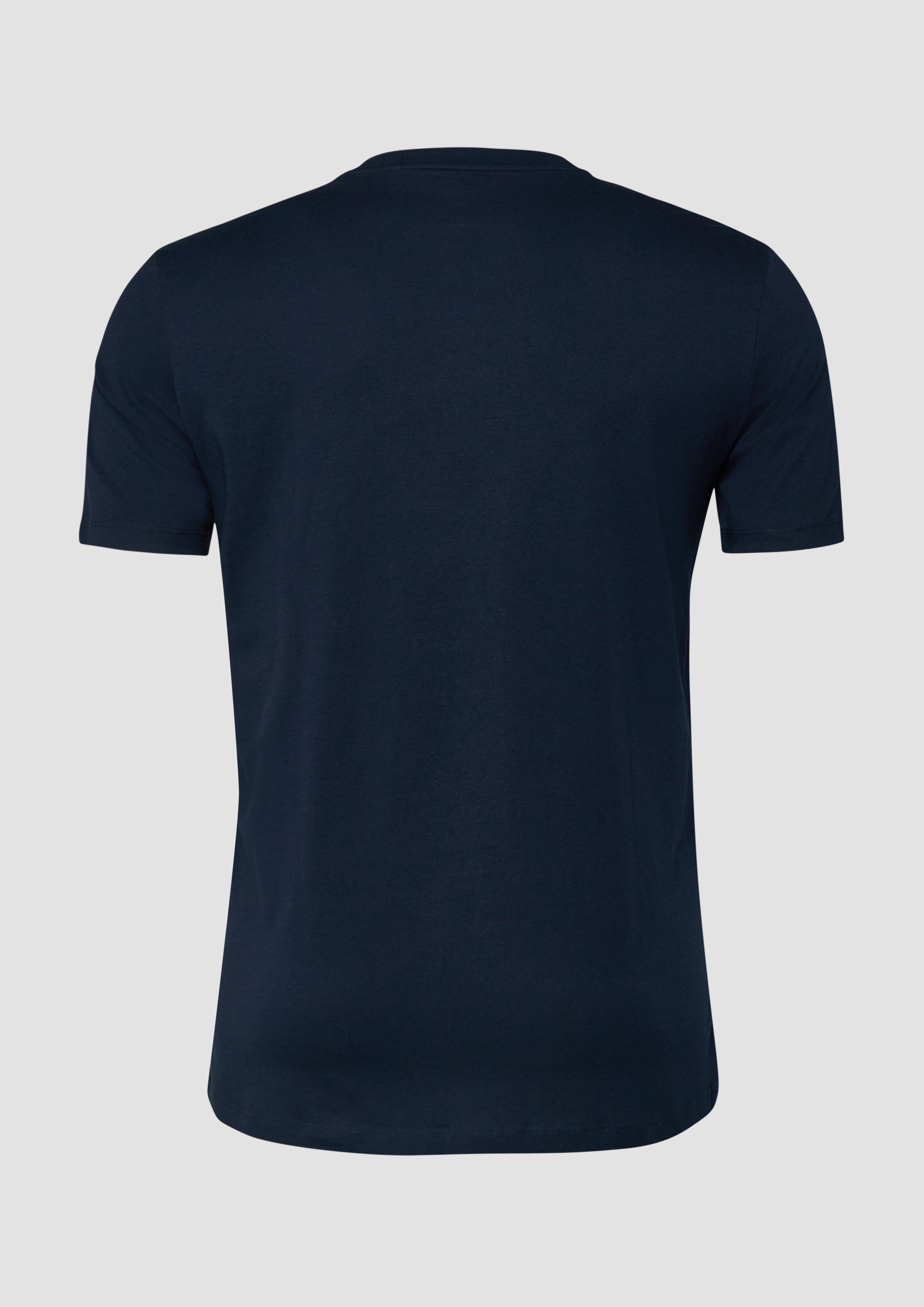 T-Shirt in 59D1, 66D1 & 02D1