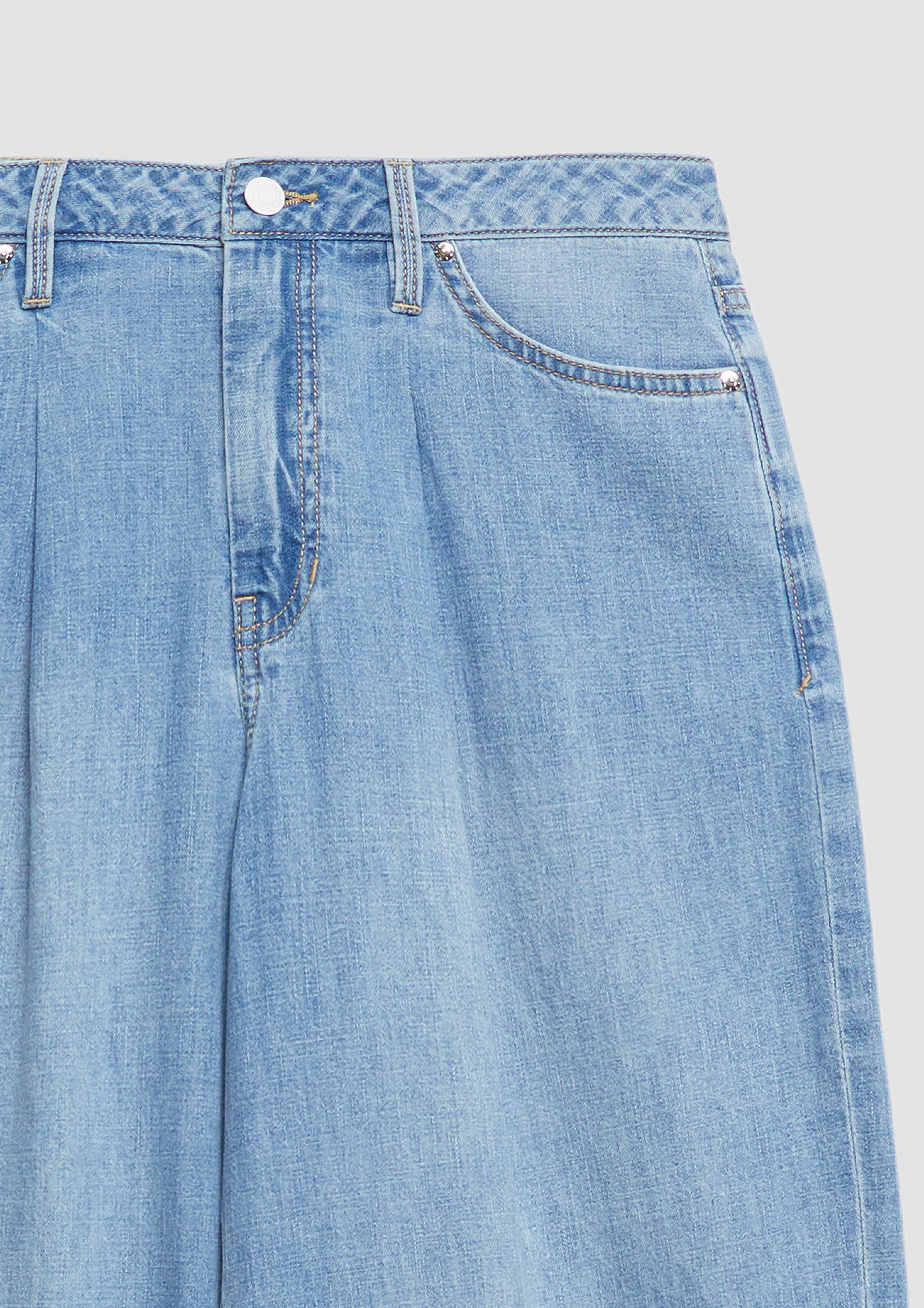 Pantalon en jean in 53Y2 & 55Y2