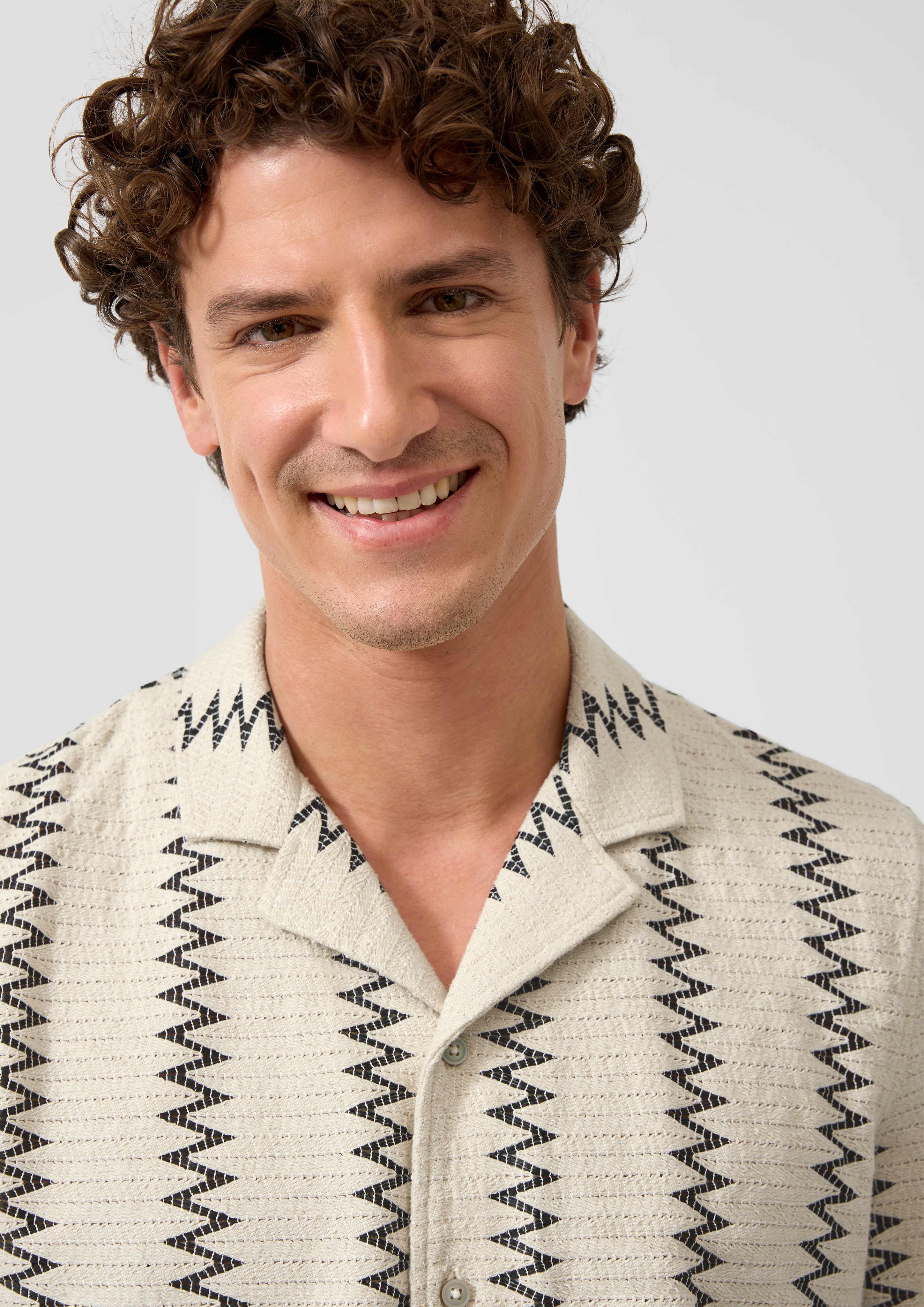 Shirt in 99X0 & 81G0