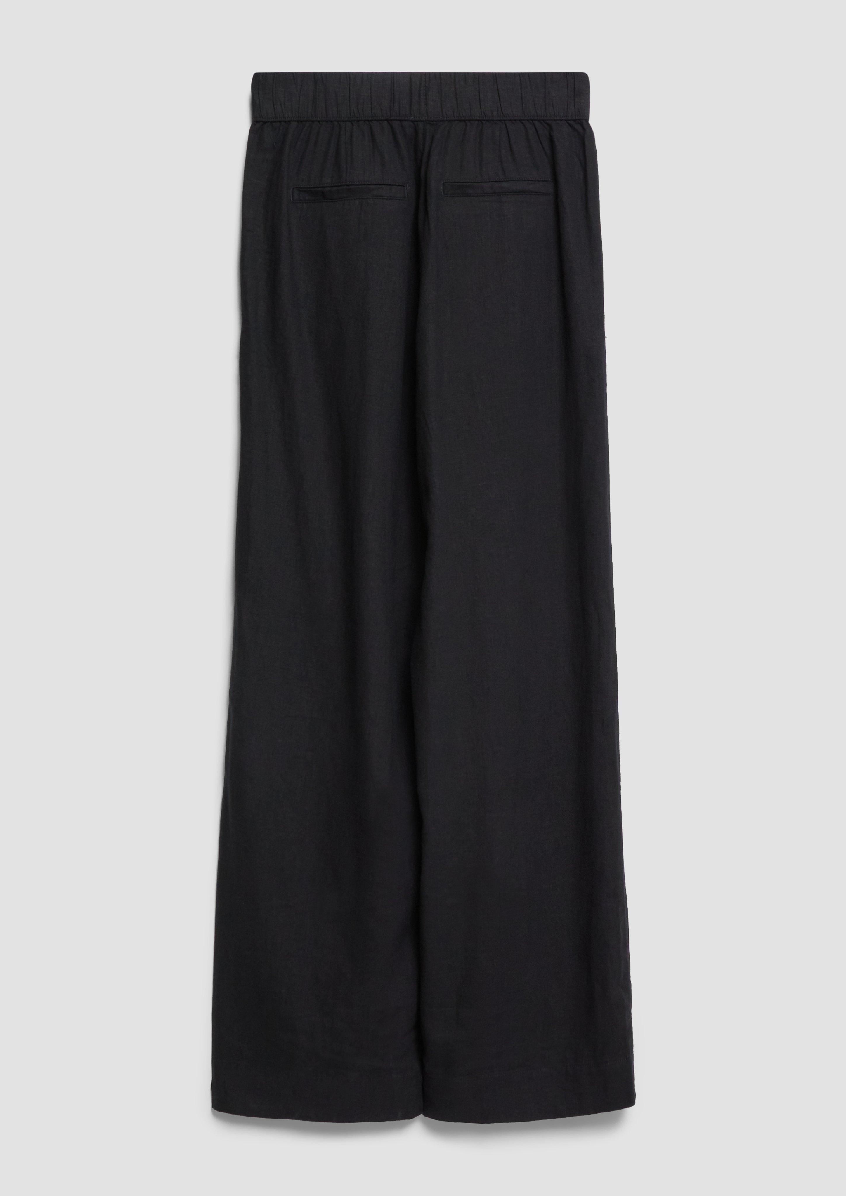 Trousers in 9999, 0100, 3903 & 8918