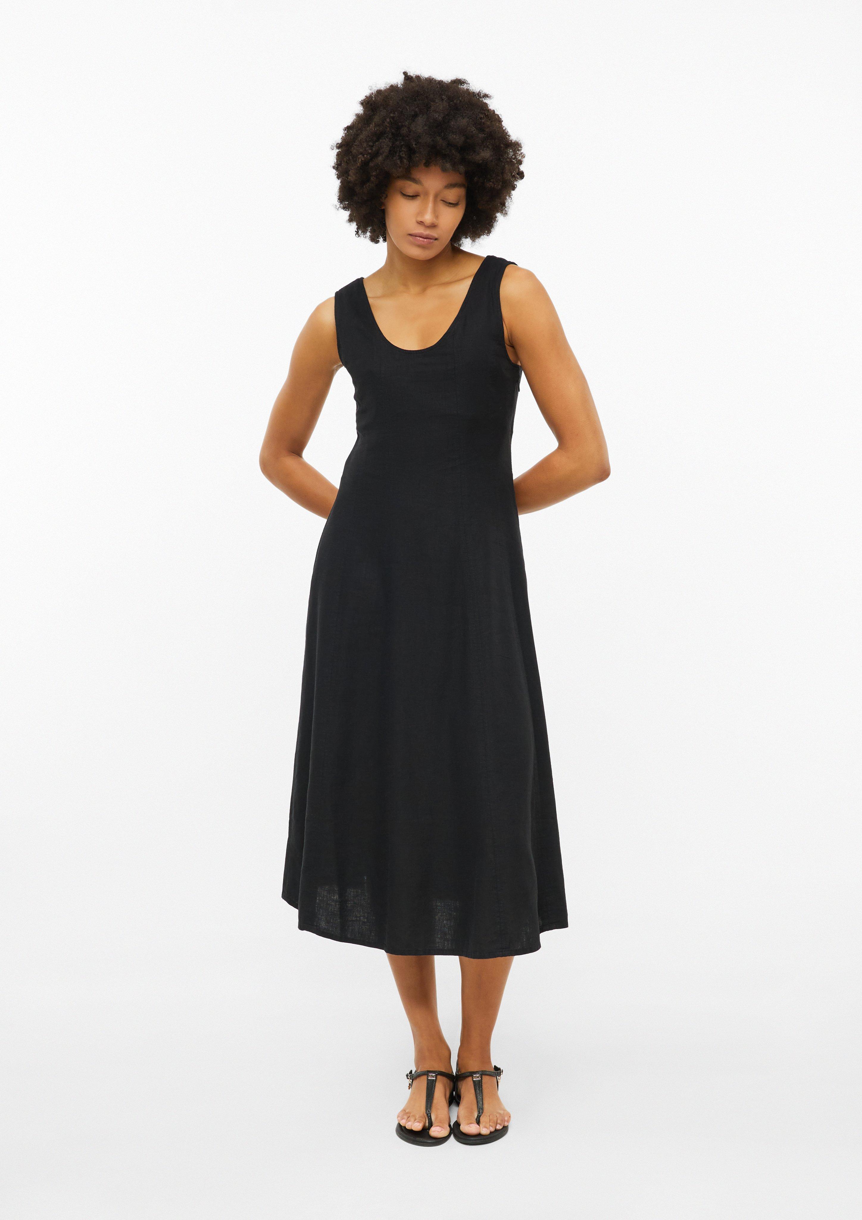 Femmes Robe en noir de s.Oliver