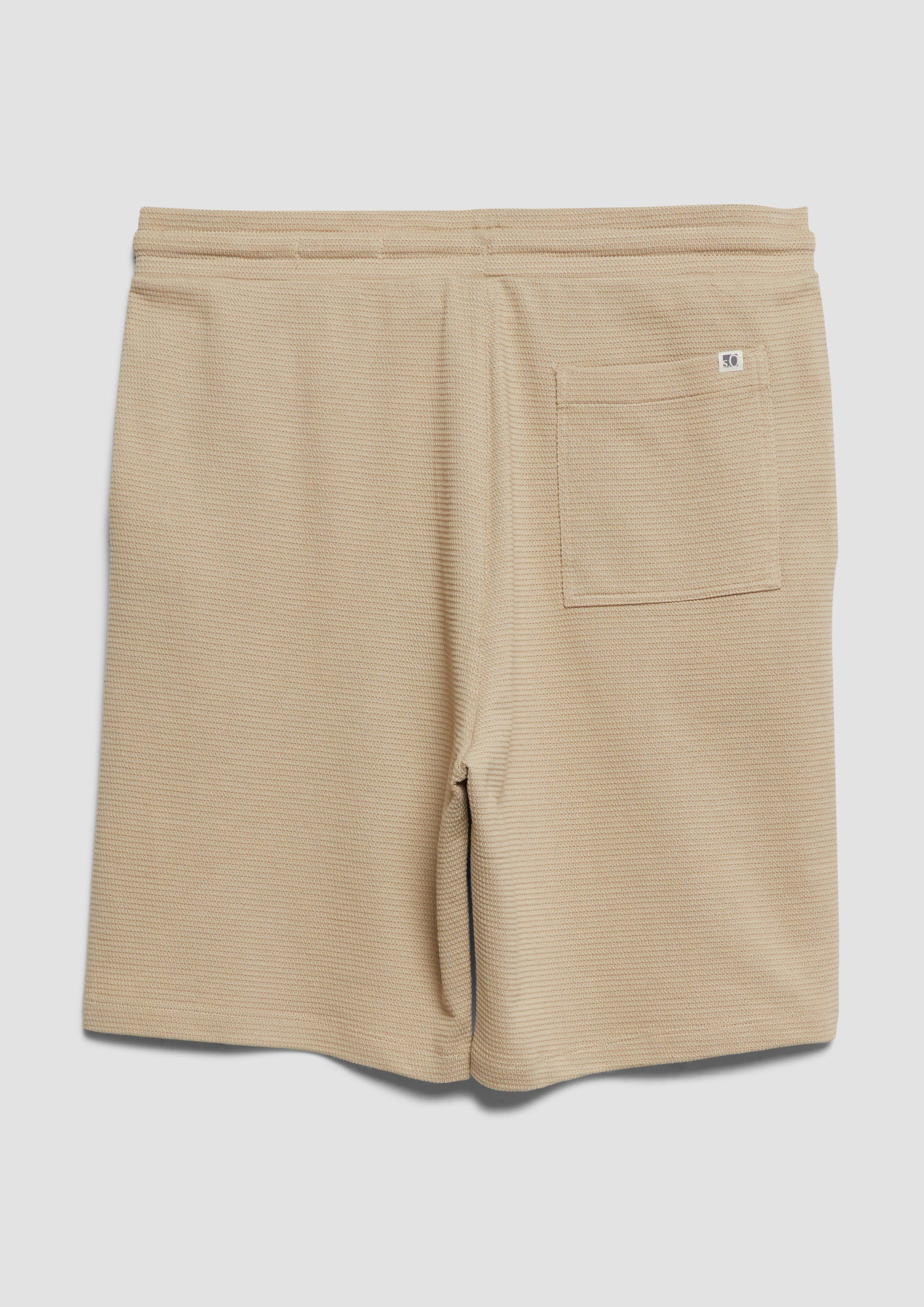 Bermuda in 8148 & 0200