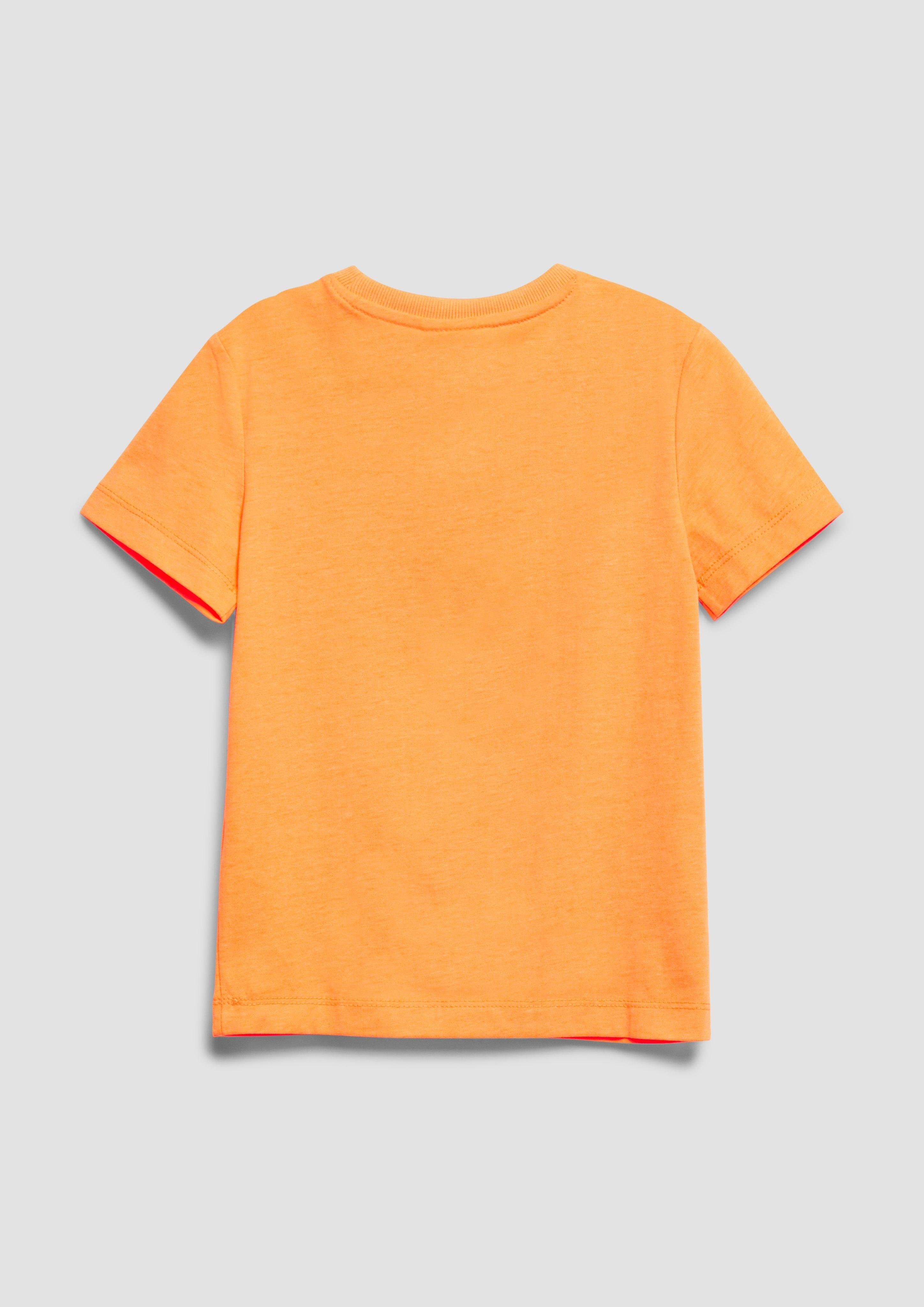 T-Shirt in 24D2, 01D1, 52D1, 53D3, 31D2, 53D1, 52D2, 52D3 & 31D3