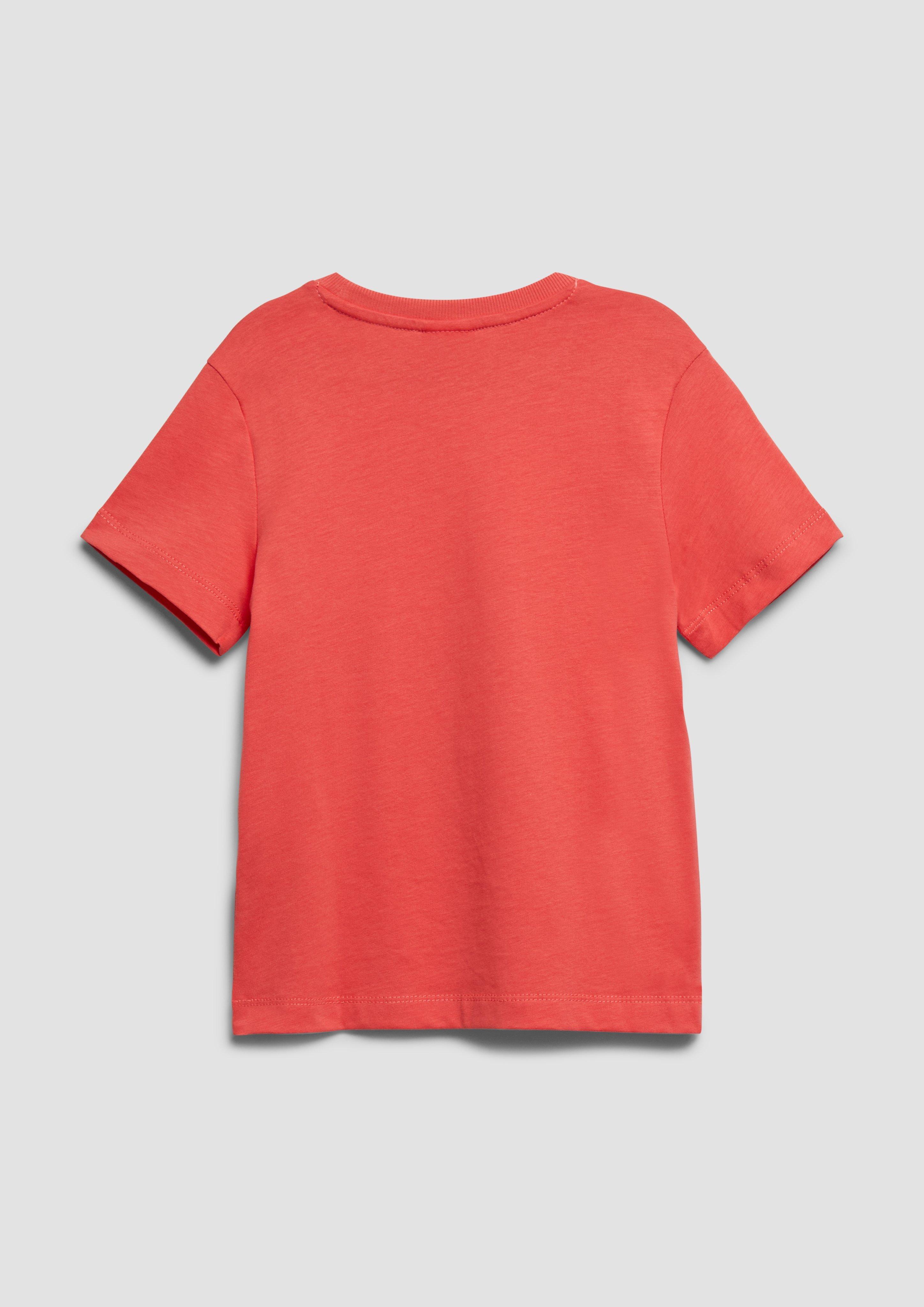 T-Shirt in 31D3, 01D1, 52D1, 53D3, 31D2, 53D1, 52D2, 52D3 & 24D2