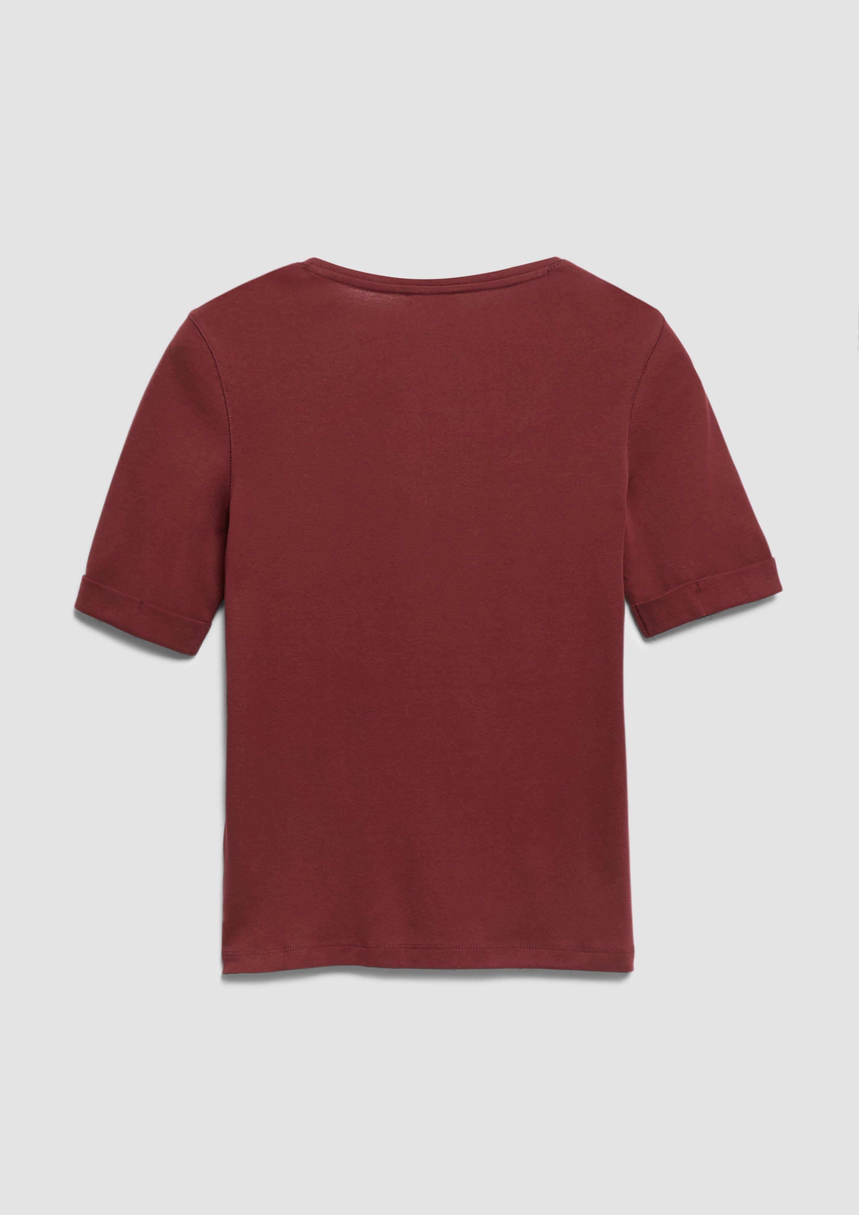 T-Shirt in 3903, 8000, 4239, 9999 & 0100