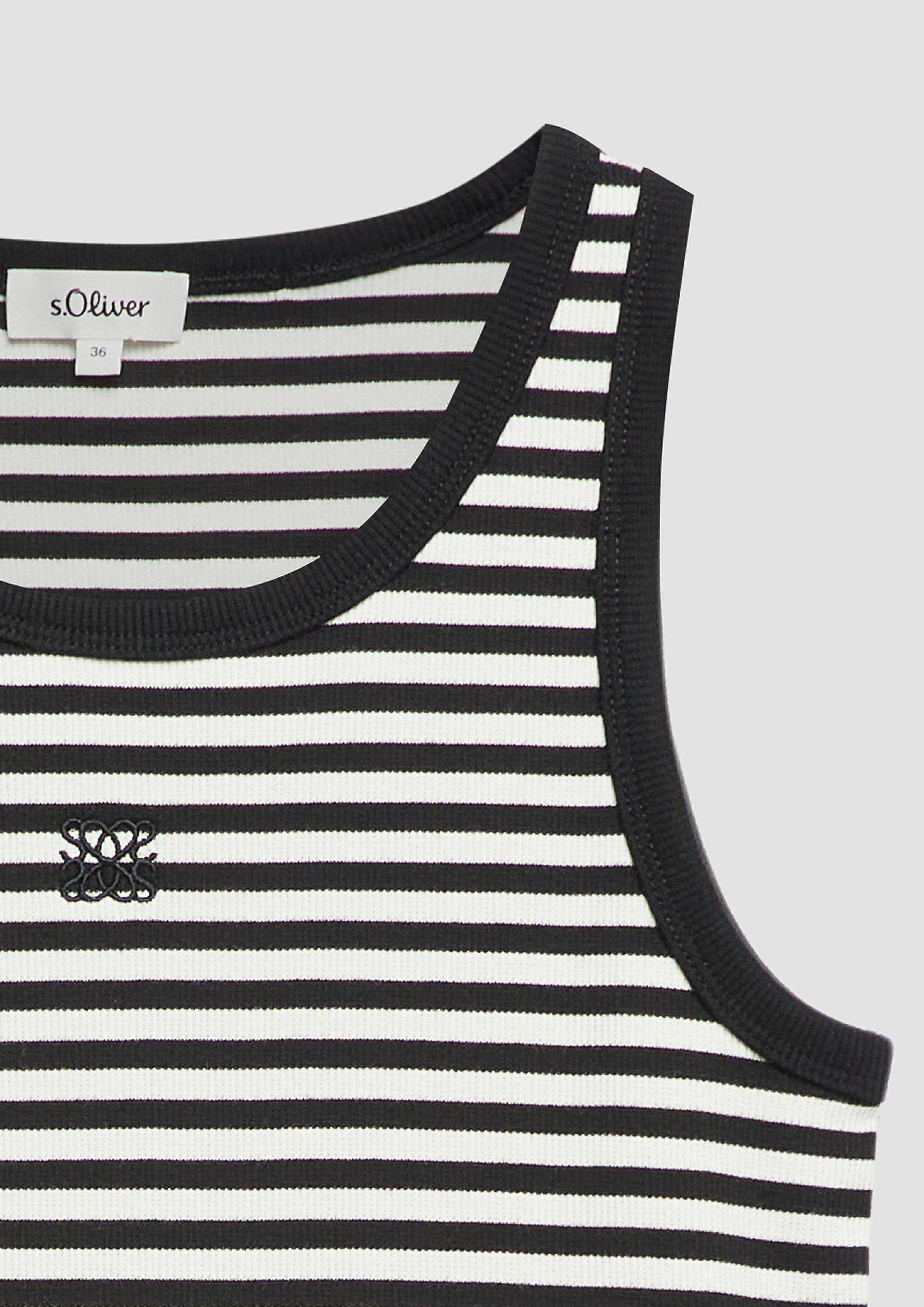 T-Shirt in 99H1, 39H1, 81H1, 9999, 0100, 3903, 8918 & 4239