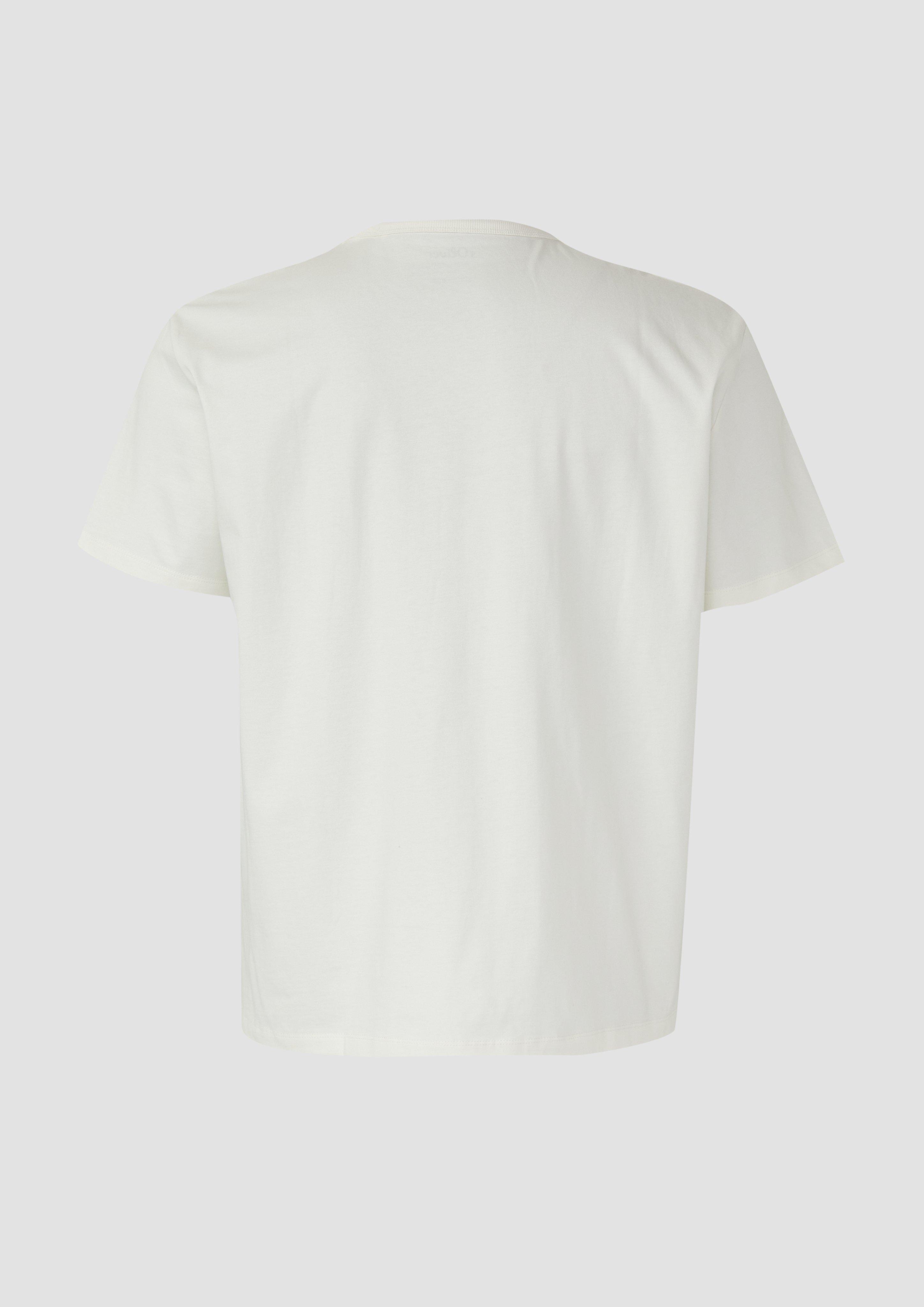 T-Shirt in 02D4, 59D5 &amp; 59D2