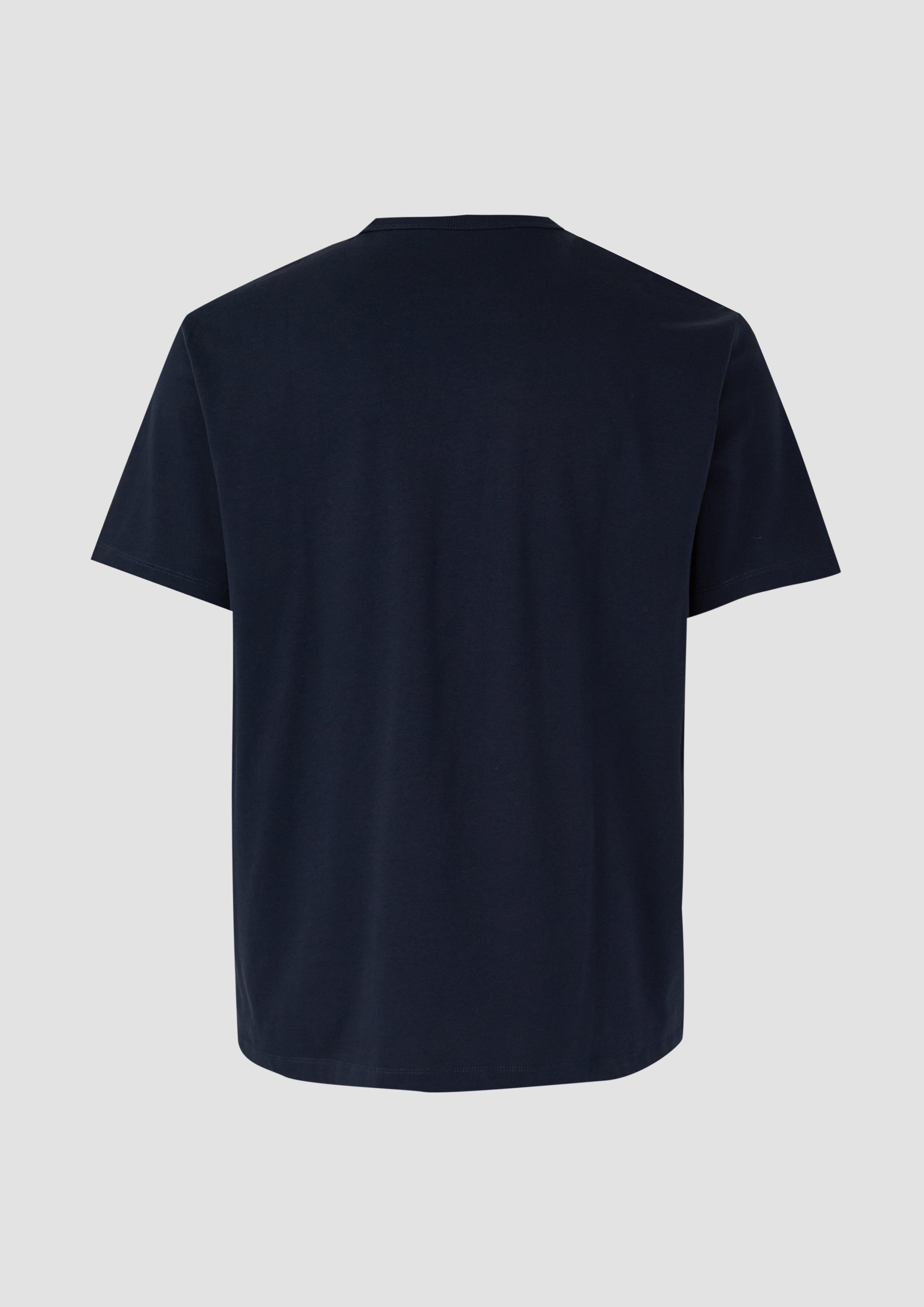 T-Shirt in 59D5, 02D4 & 59D2