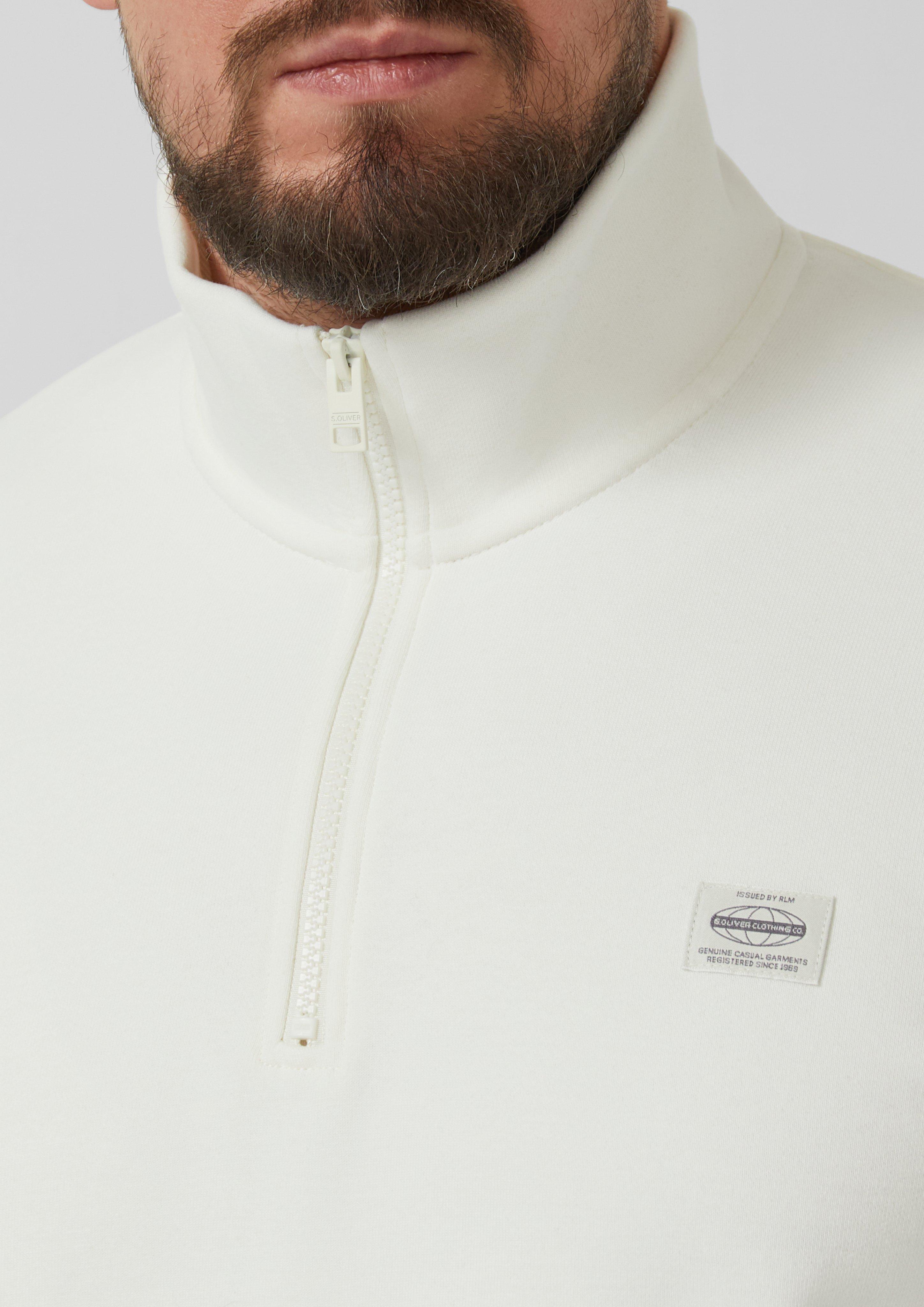 Sweatshirt in 0200, 5978 & 7853