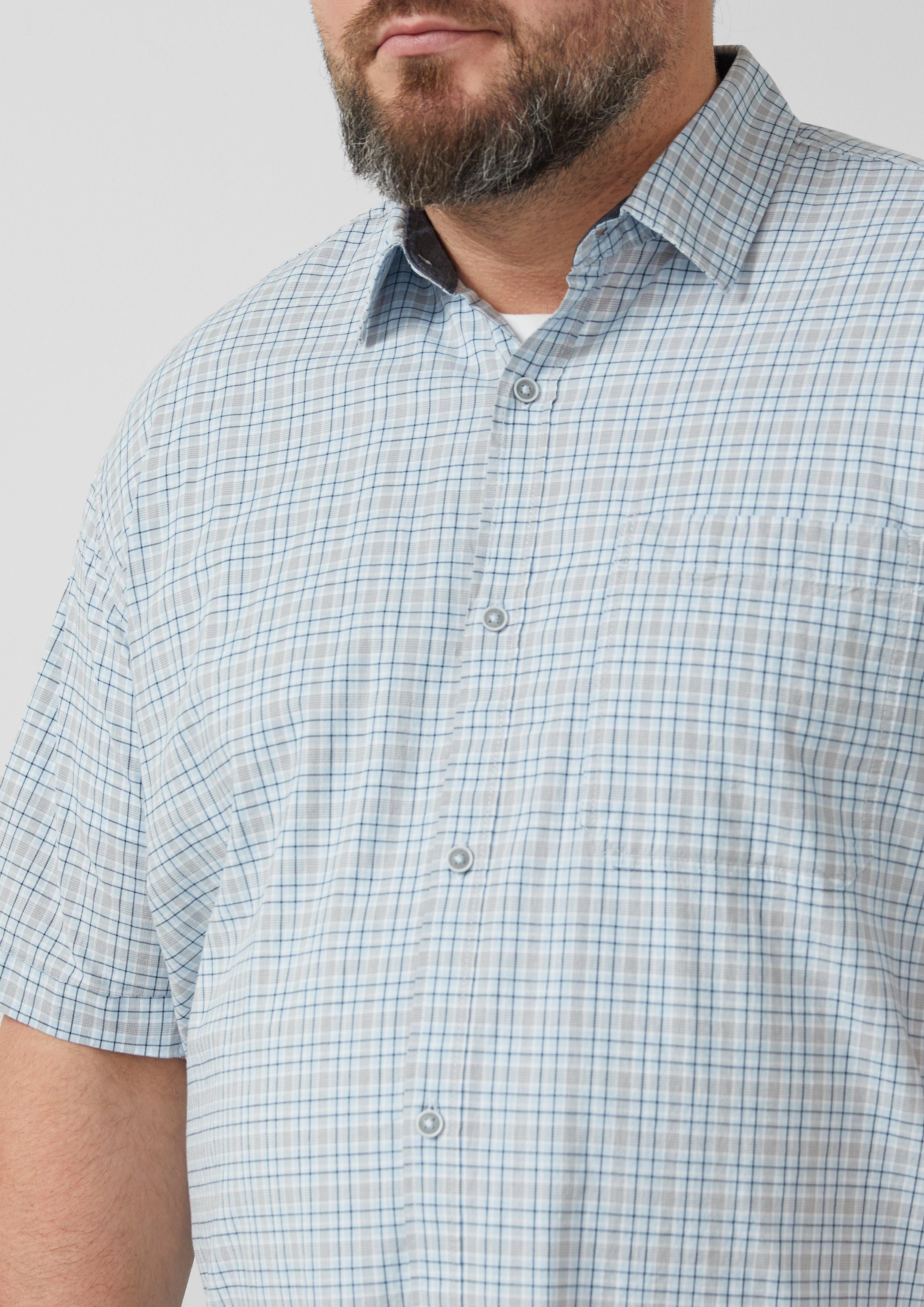 Regular Fit: Karohemd mit Brusttasche aus Baumwollstretch