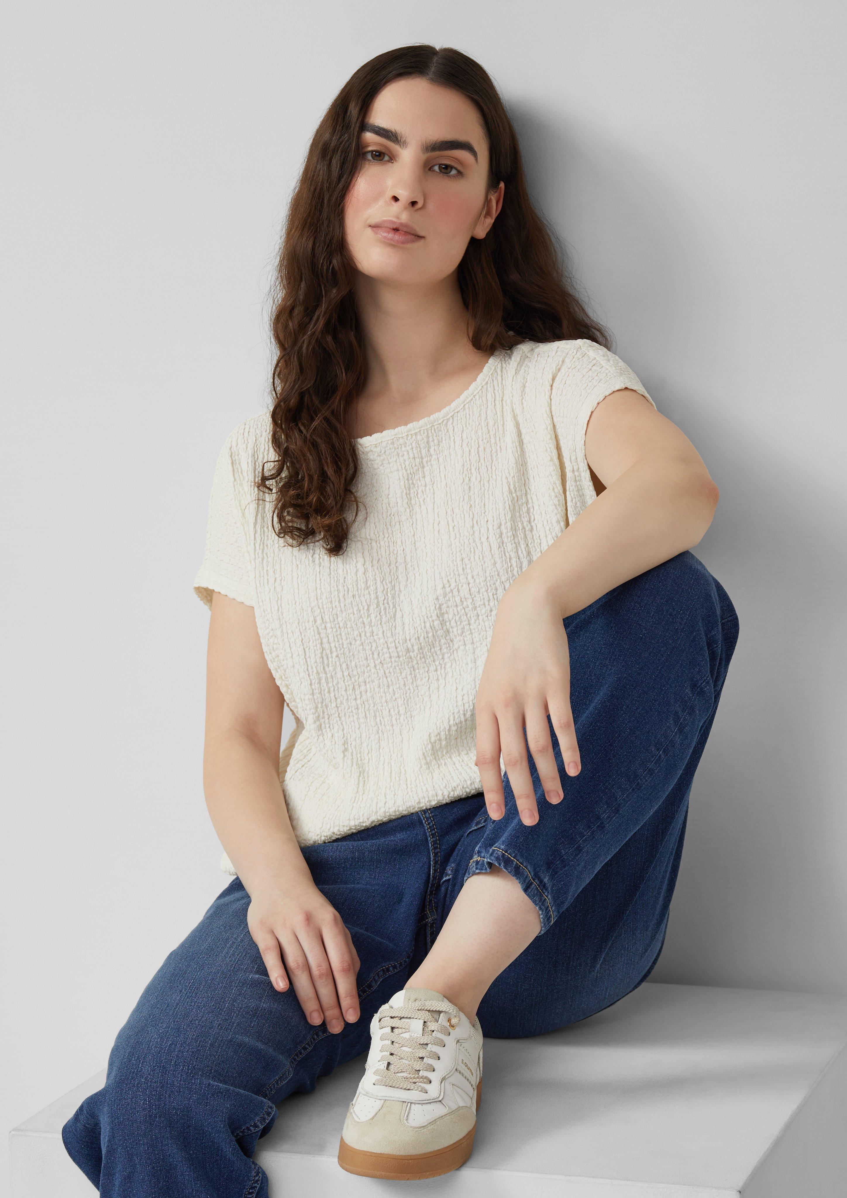 Thumbnail - T-Shirt aus Strukturjersey mit überschnittenen Schultern