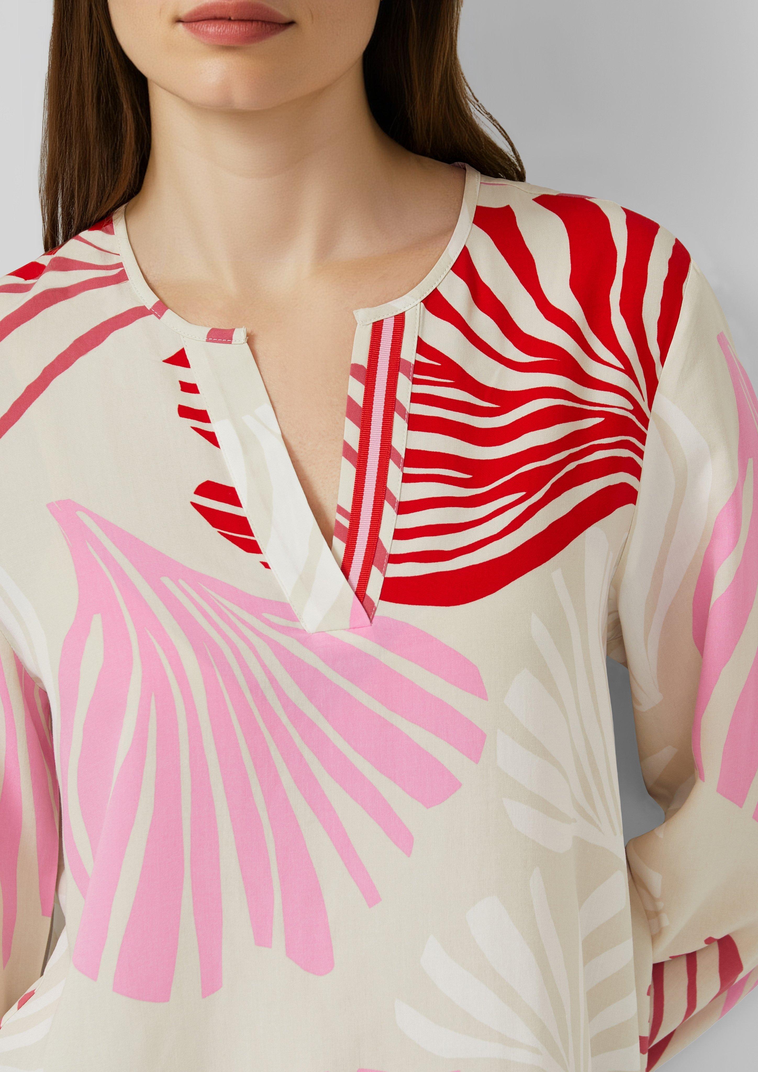 Bluse mit Tunika-Ausschnitt und All-over-Print