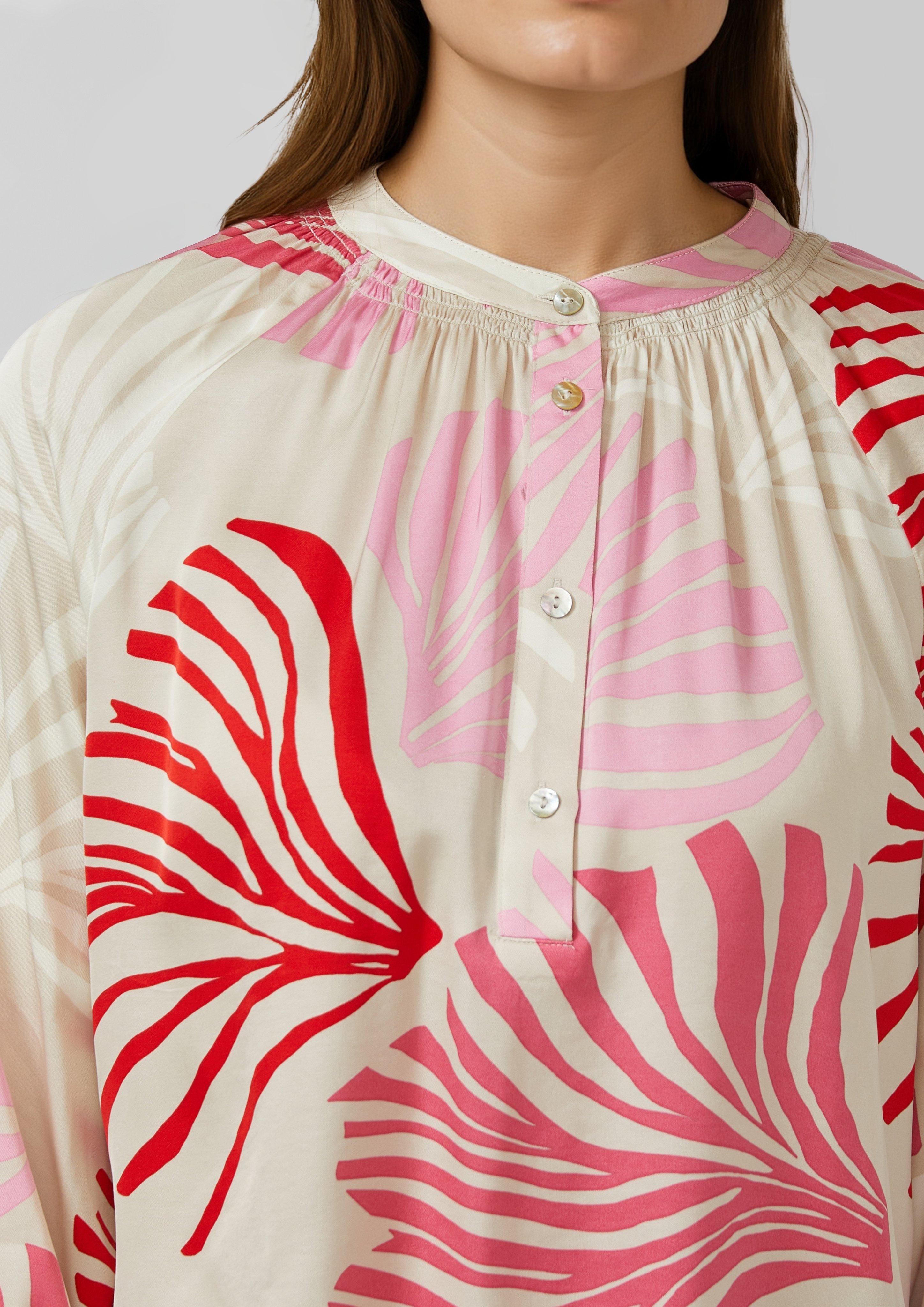 Thumbnail - Bluse mit All-over-Print und Smok-Details