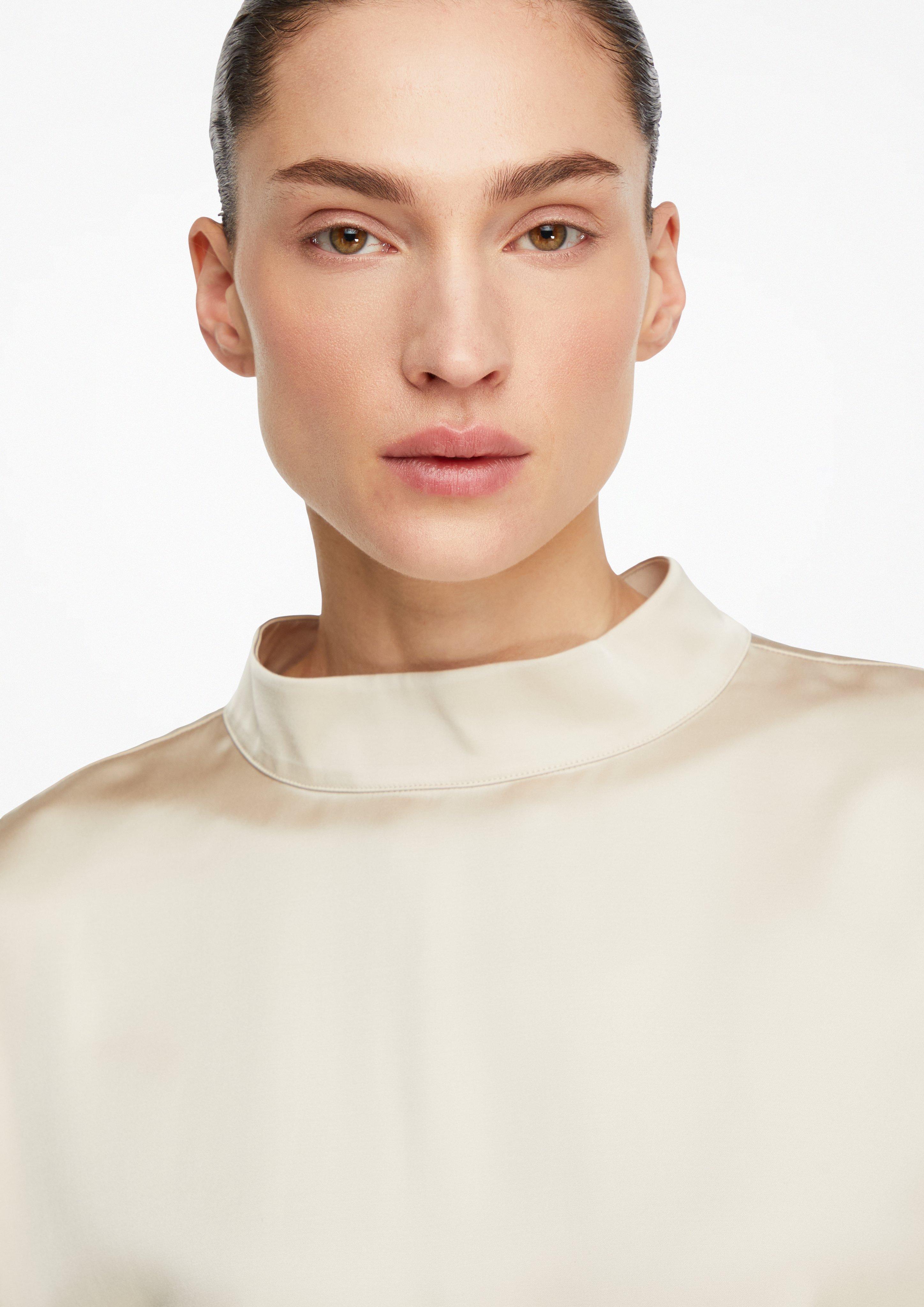 Bluse in 9300 & 8943