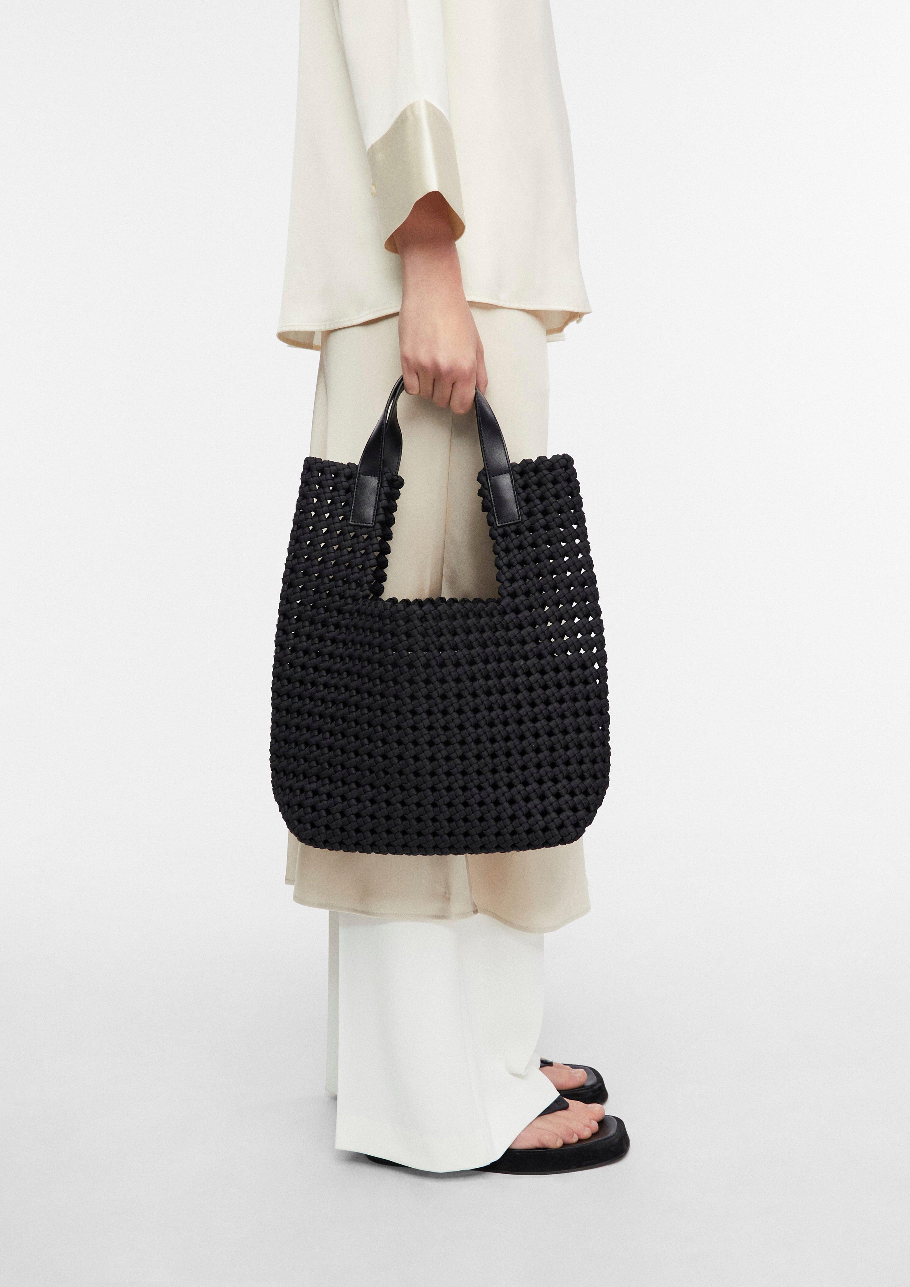 Taška v černá barvě od COMMA