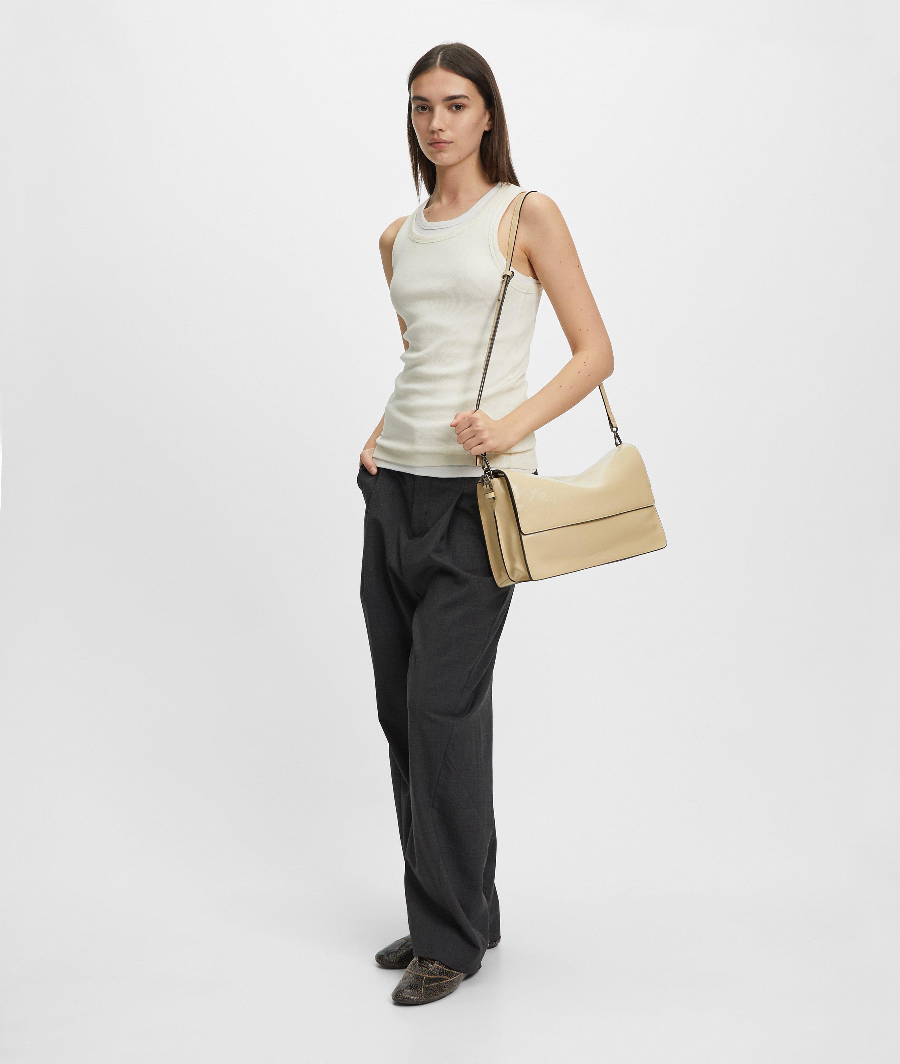 Audrey Crossbody M in beige & braun