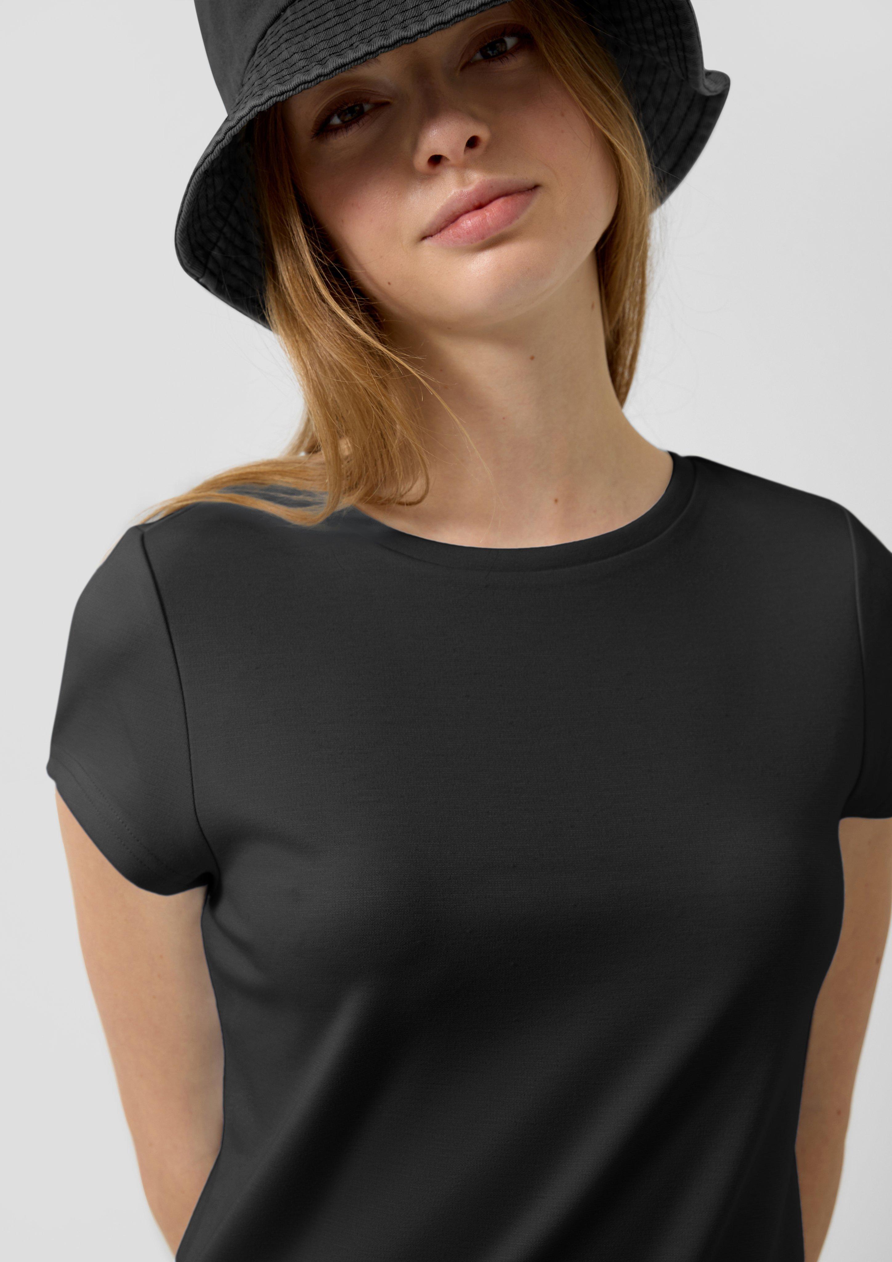 Kleid in 9999, 1101 & 5104