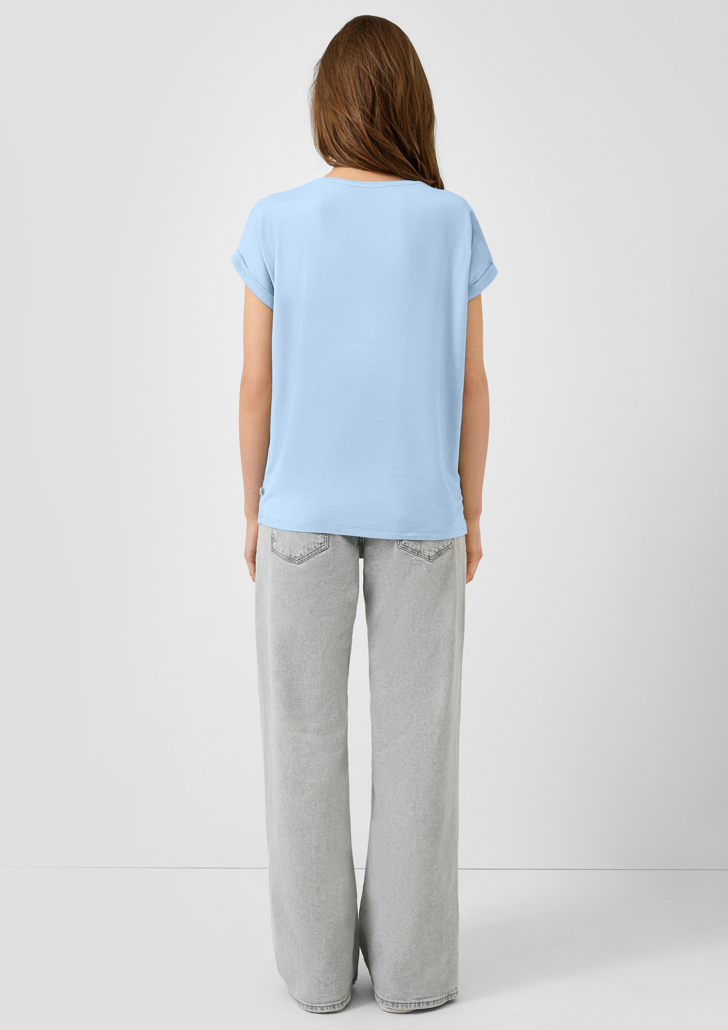 T-Shirt in 5104, 9613 & 1101