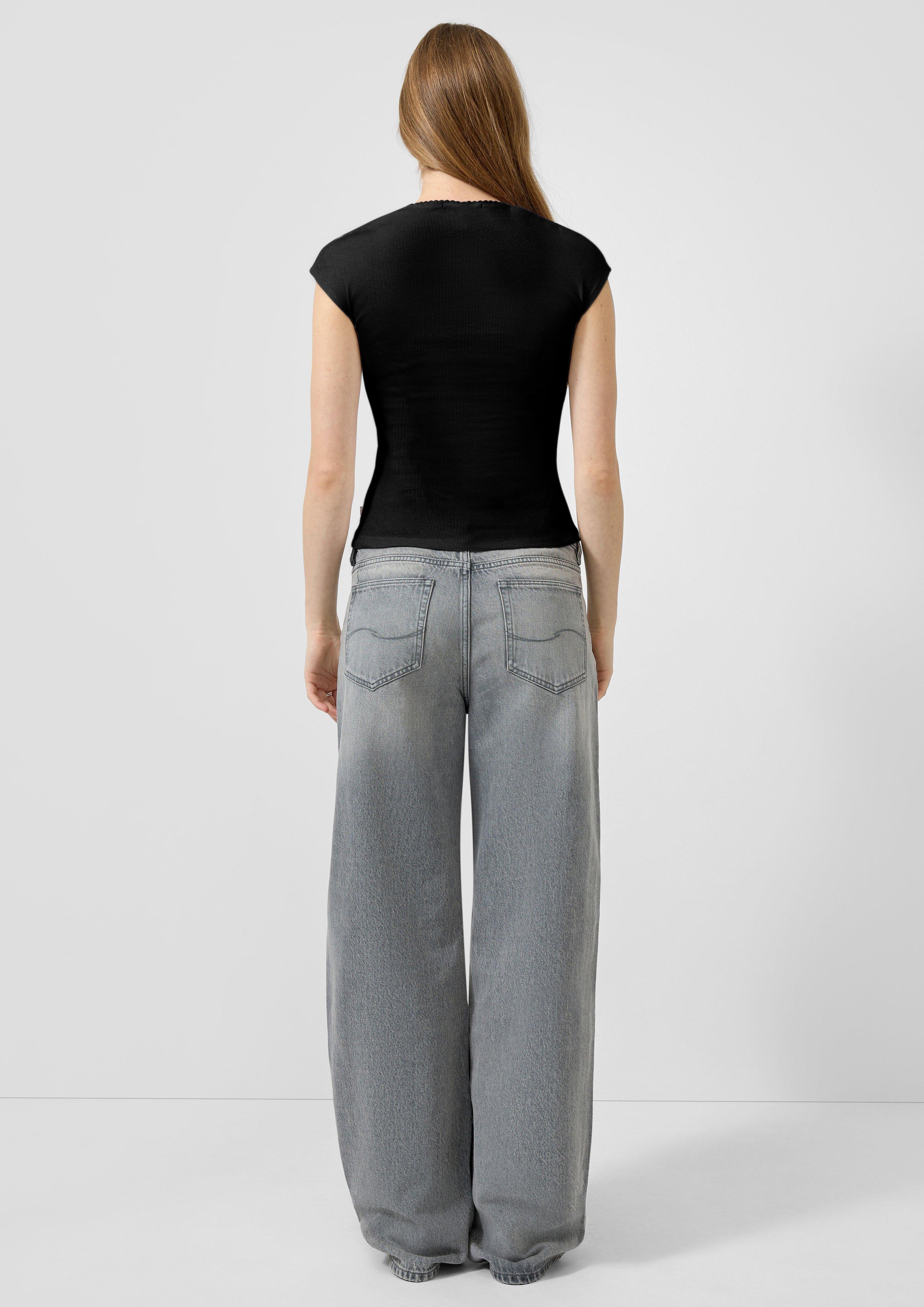 Majica in 9999 & 0100