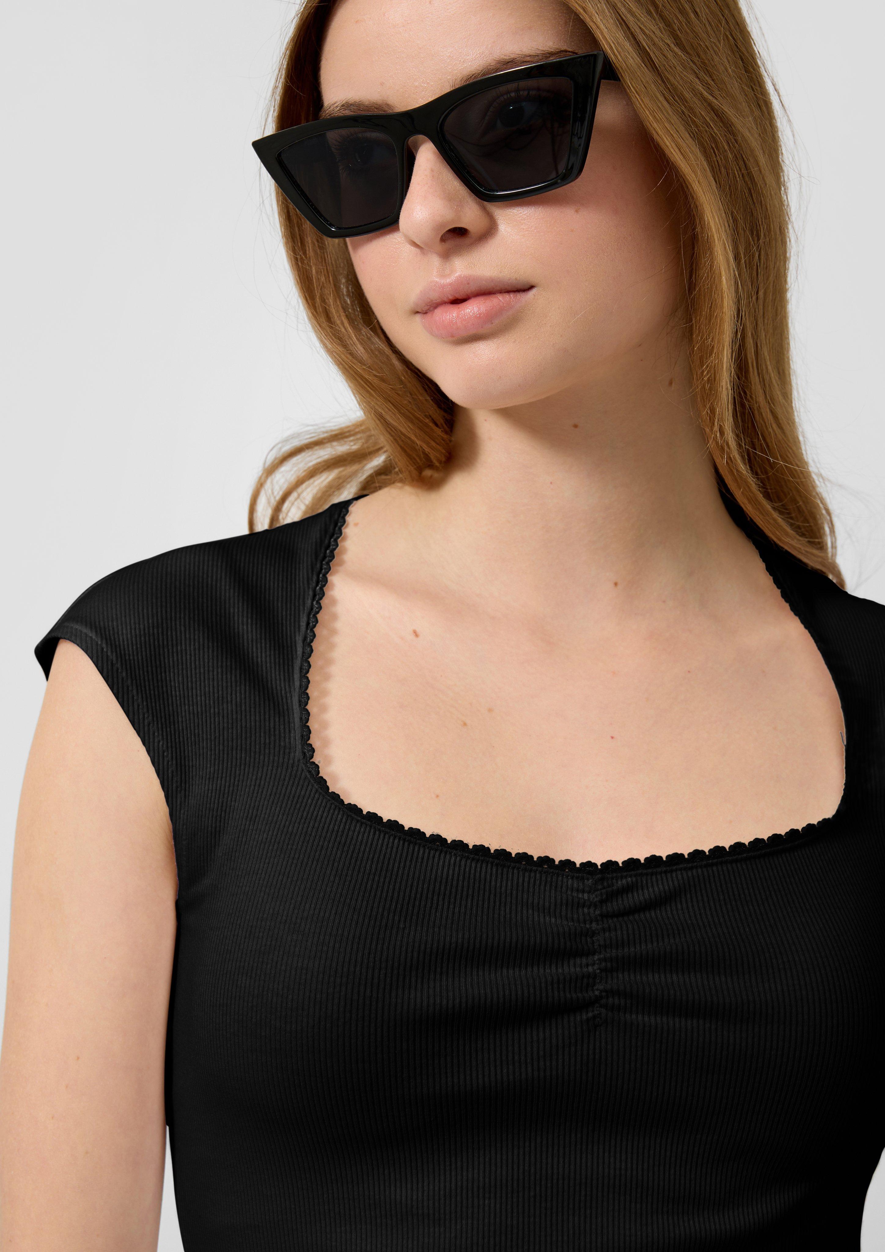 Majica in 9999 & 0100