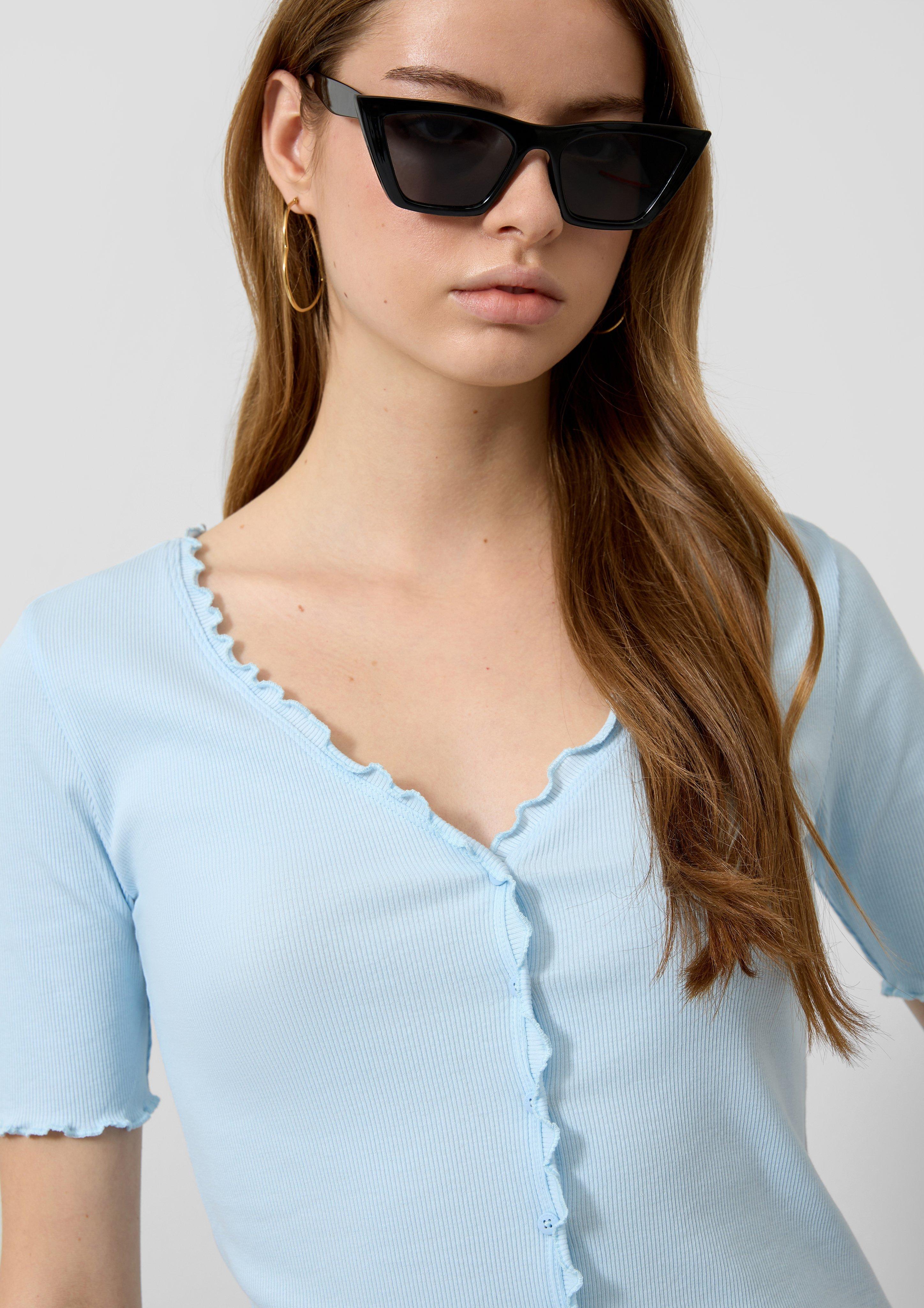 T-Shirt in 5104 & 0100