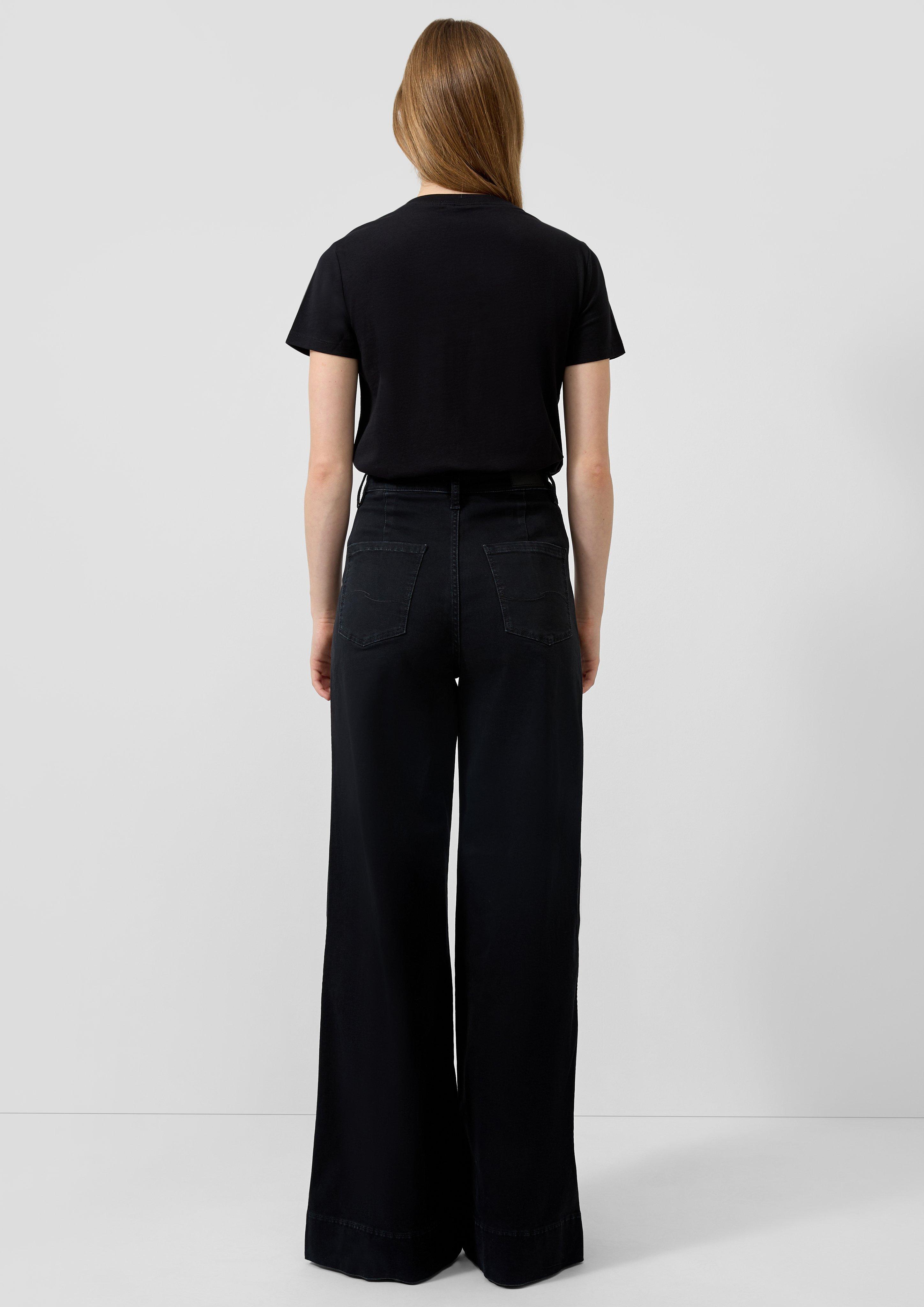 Majica in 99D0, 11D2, 51D3 & 01D1