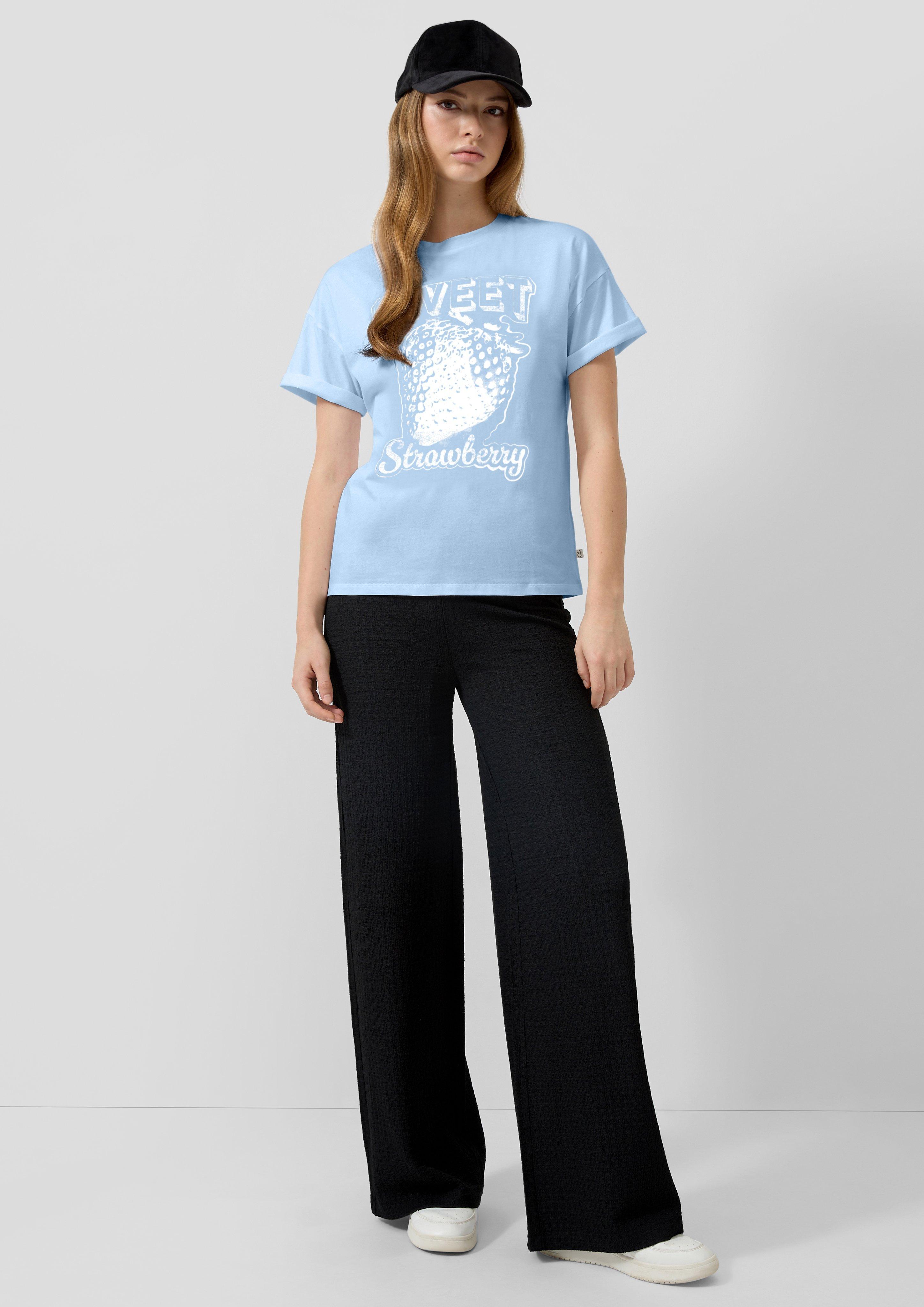 T-Shirt in 51D0, 01D0 & 99D0