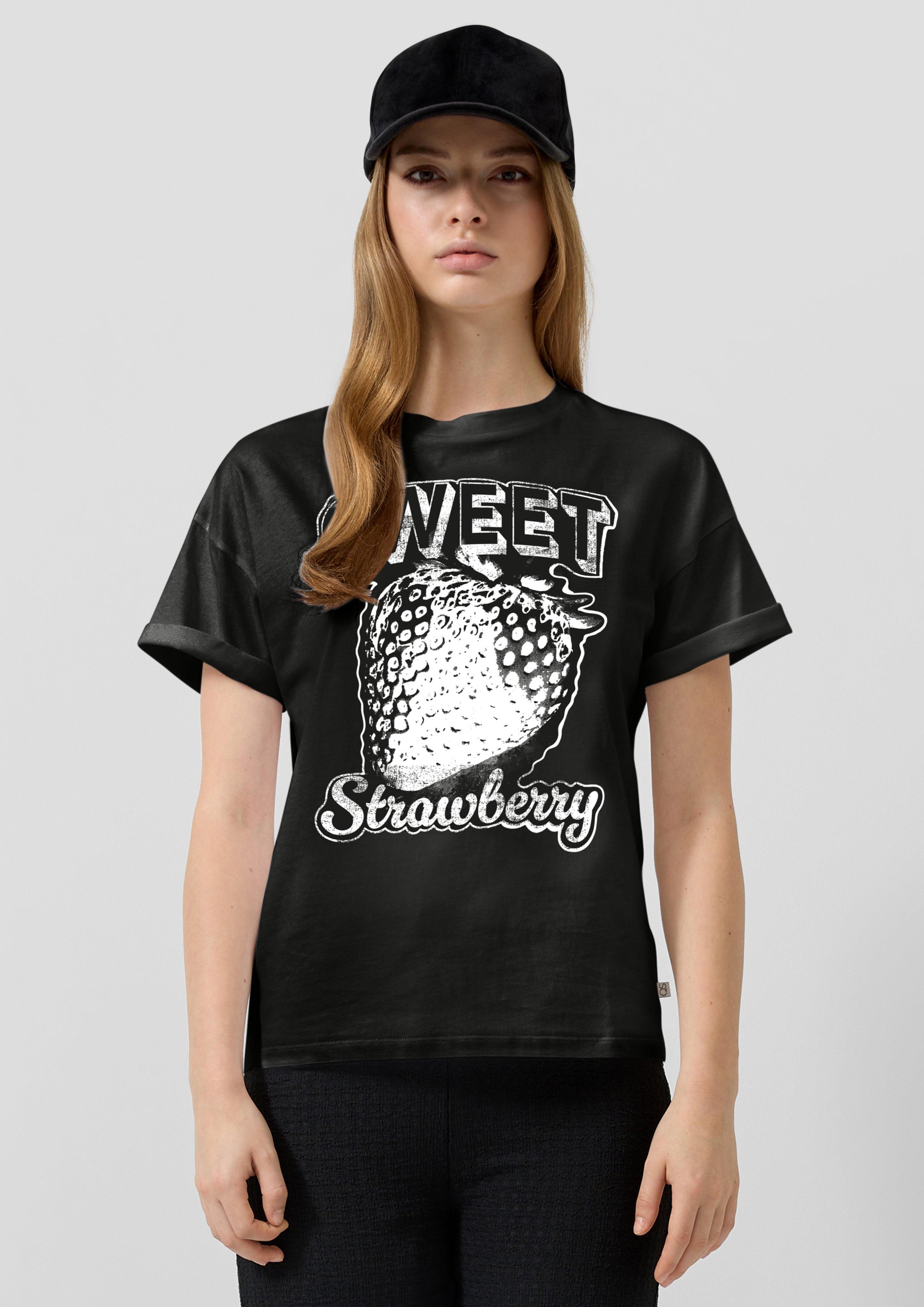 T-Shirt in 99D0, 01D0 & 51D0