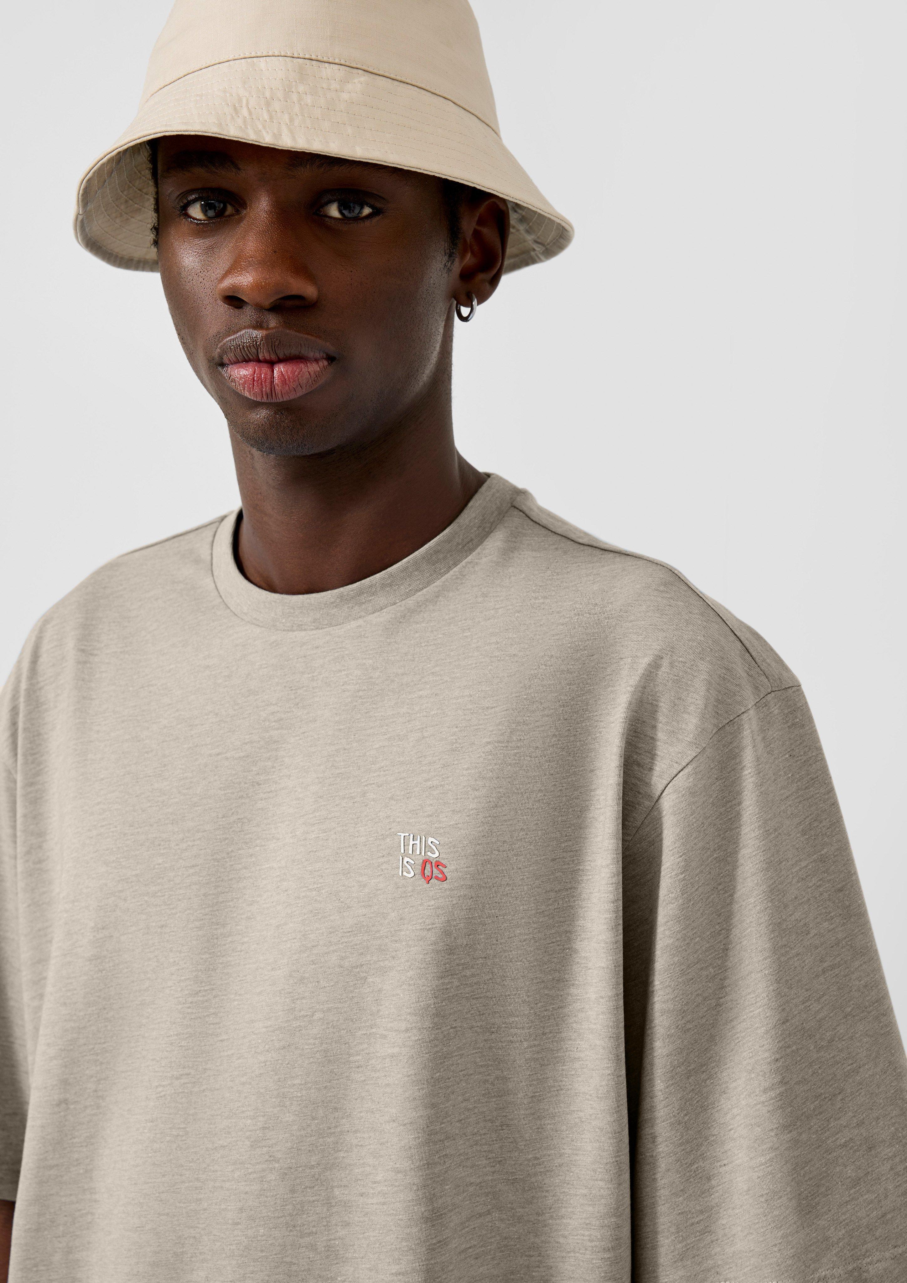 T-Shirt in 93W0, 32W0, 50W0 & 99W0