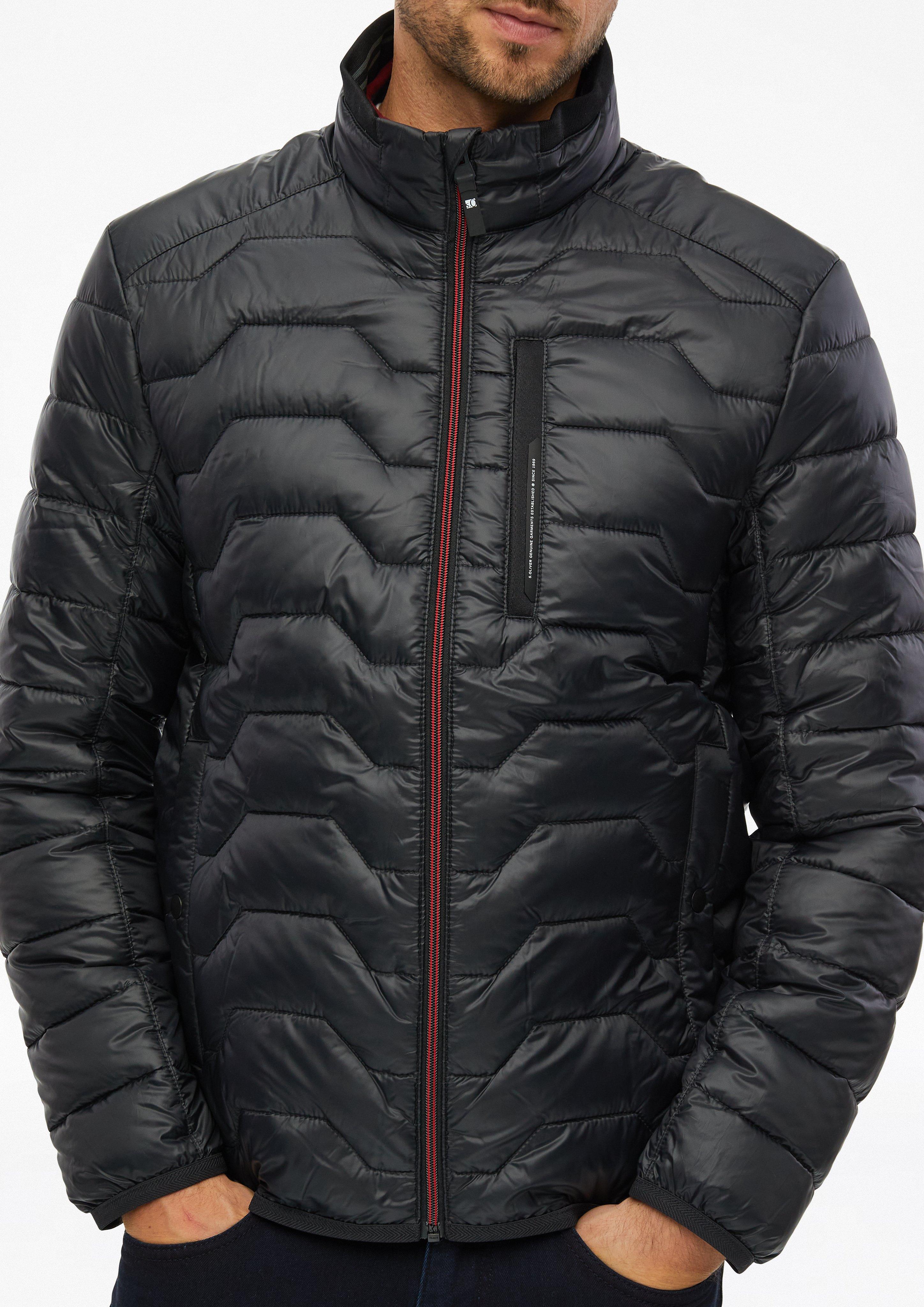 Herren Leichte Steppjacke mit Kontrast-Details und Stehkragen in schwarz von s.Oliver