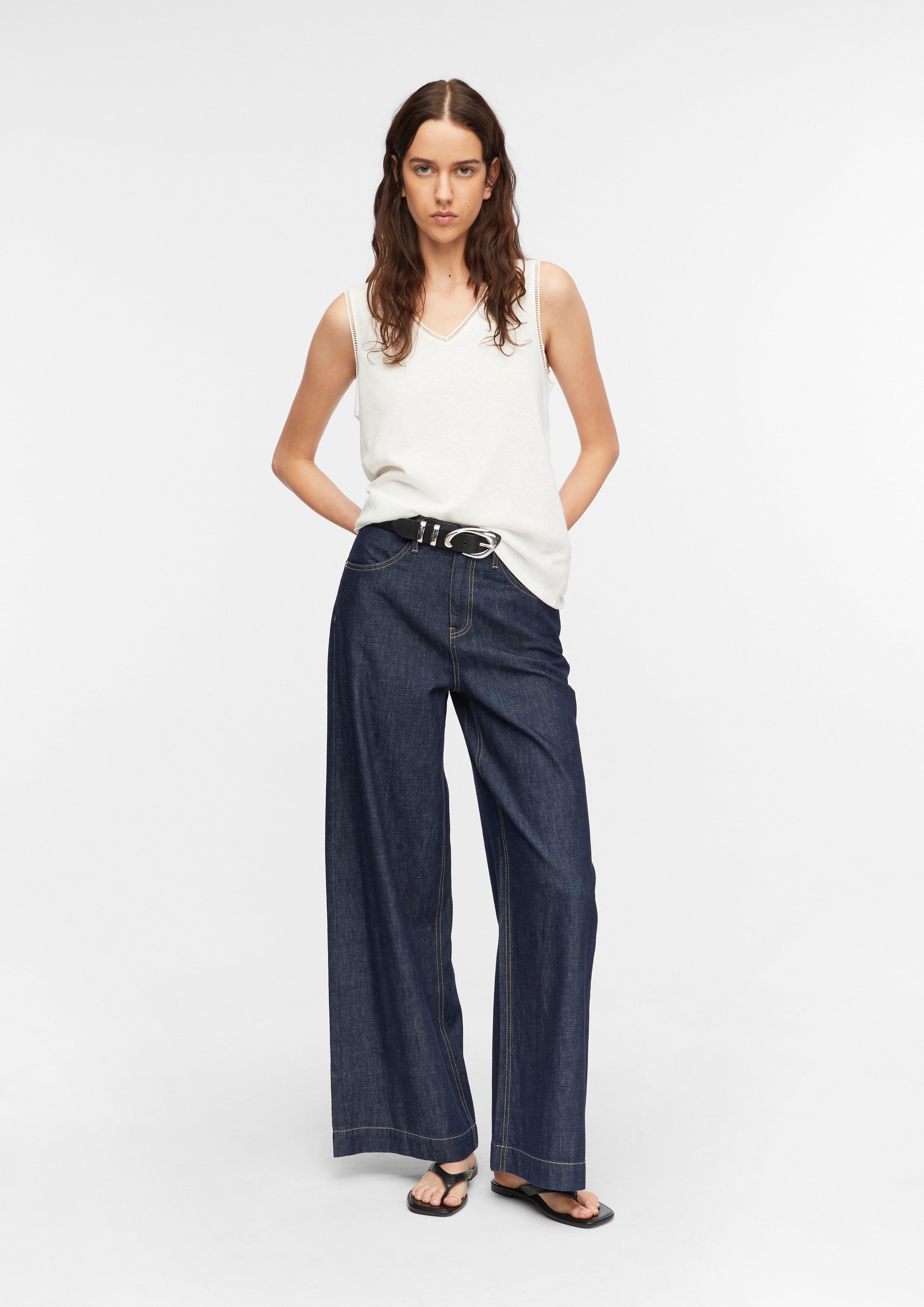 T-Shirt in  von COMMA