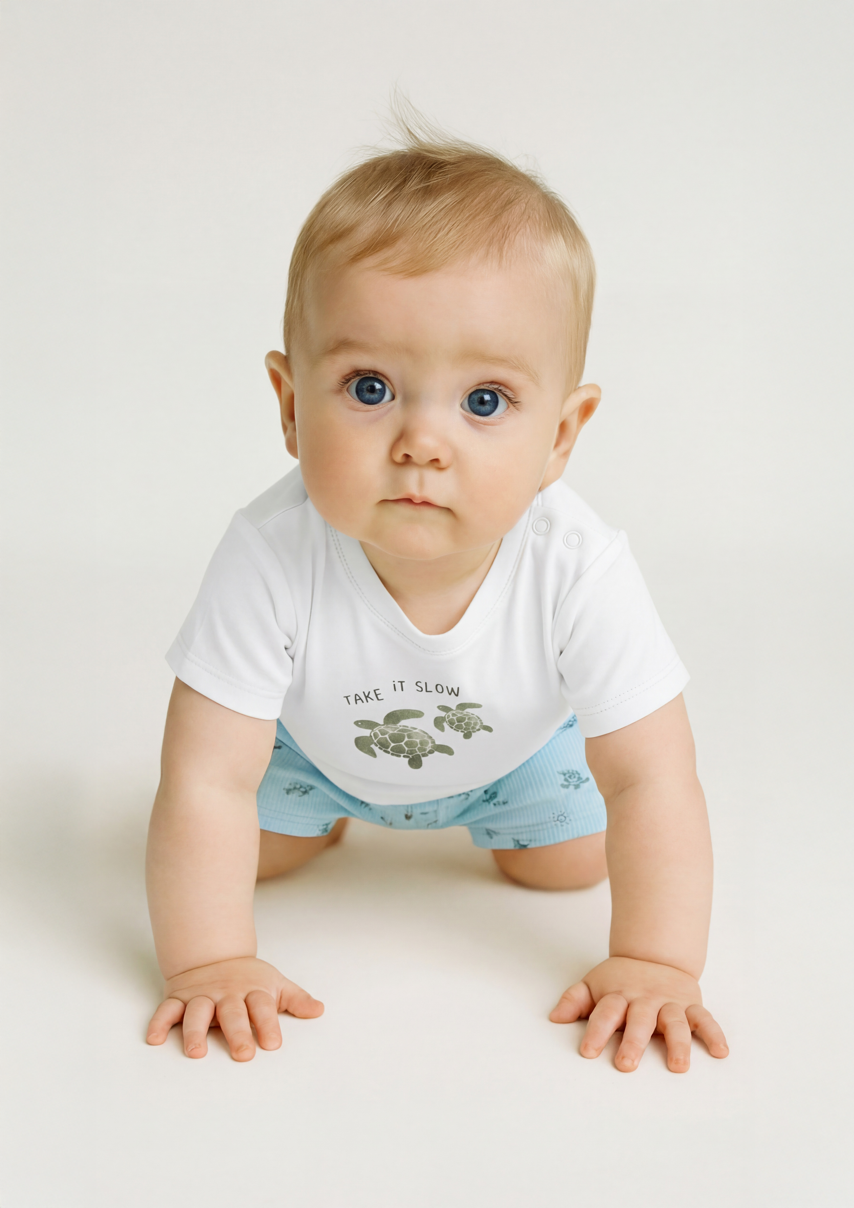 T-Shirt in 01M1, 52F1, 79M2, 42F2, 01F1 & 52M1