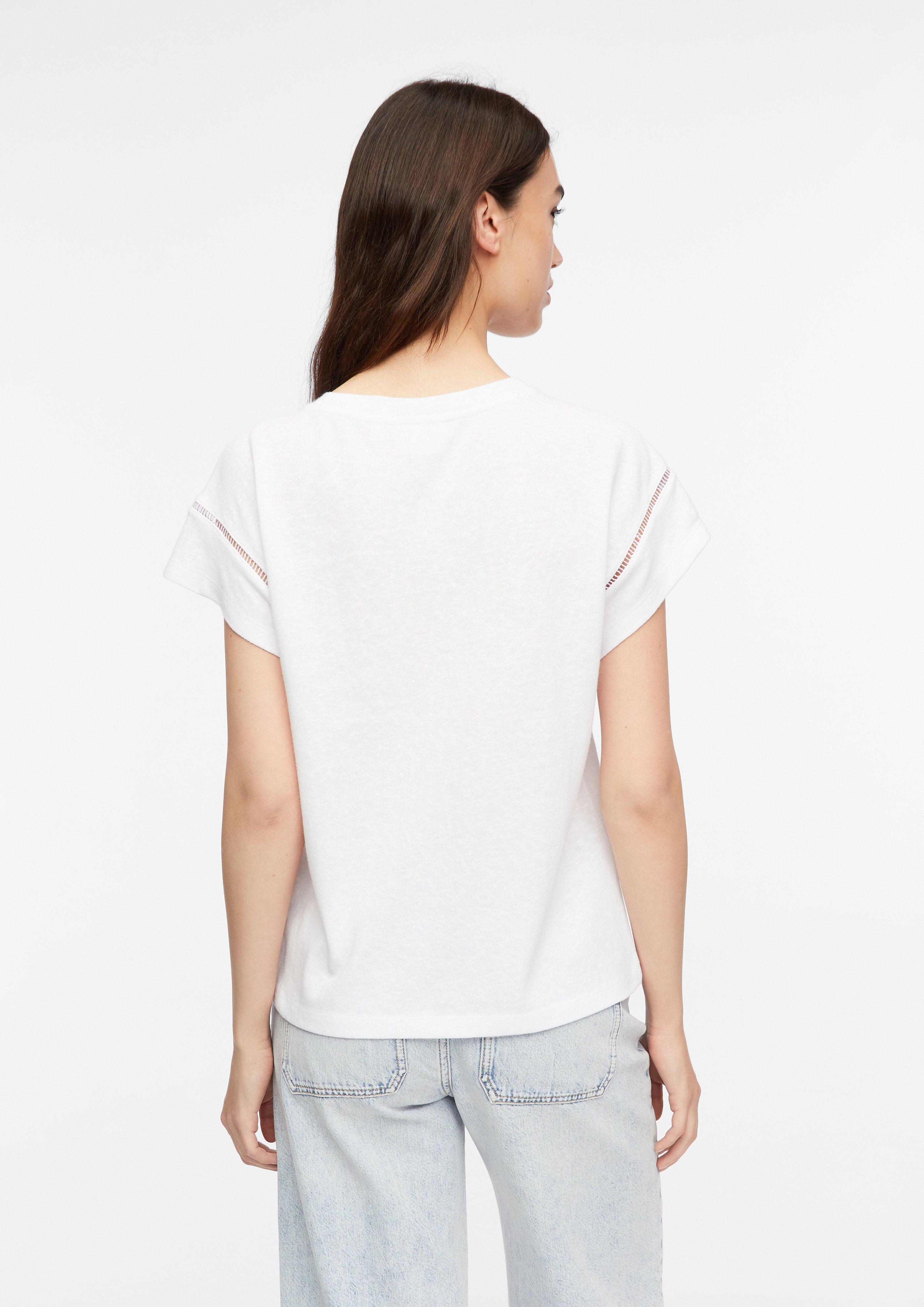 T-Shirt in  by COMMA