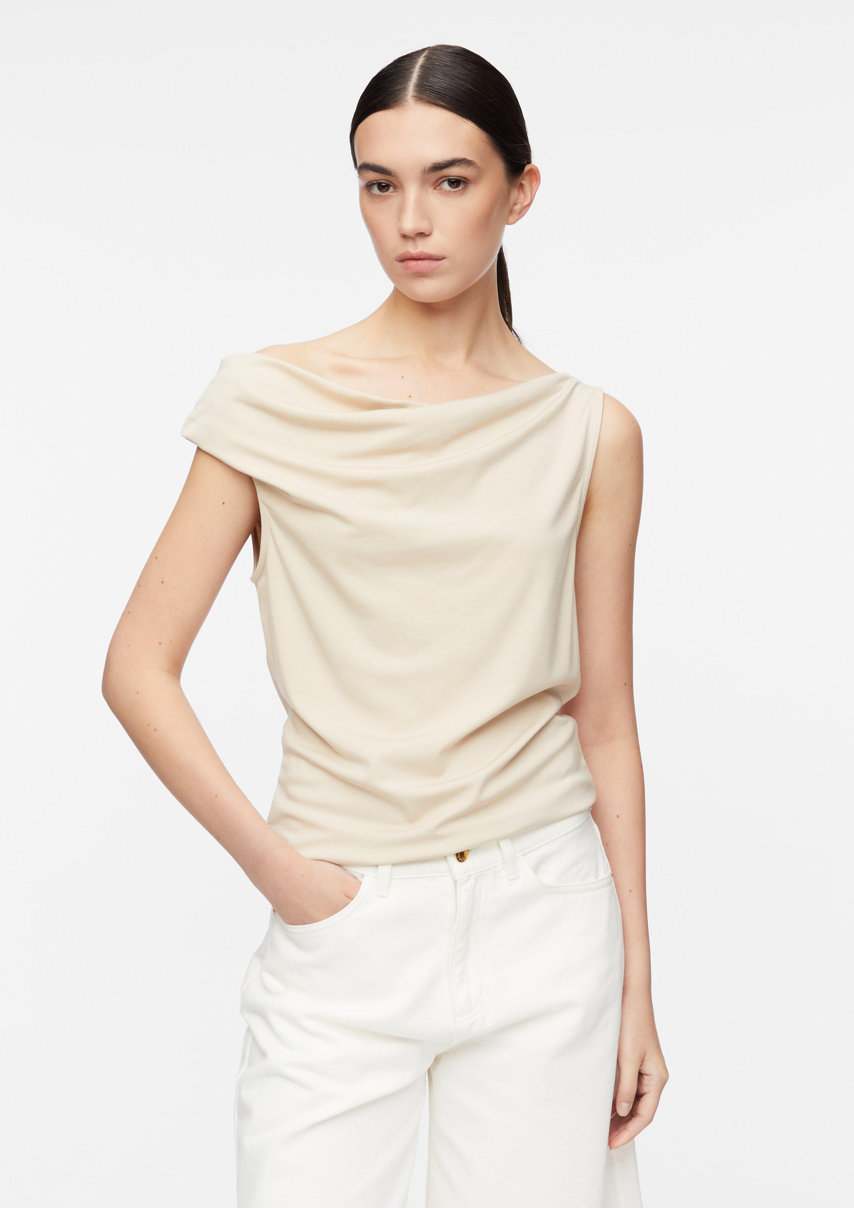 T-Shirt in  von COMMA