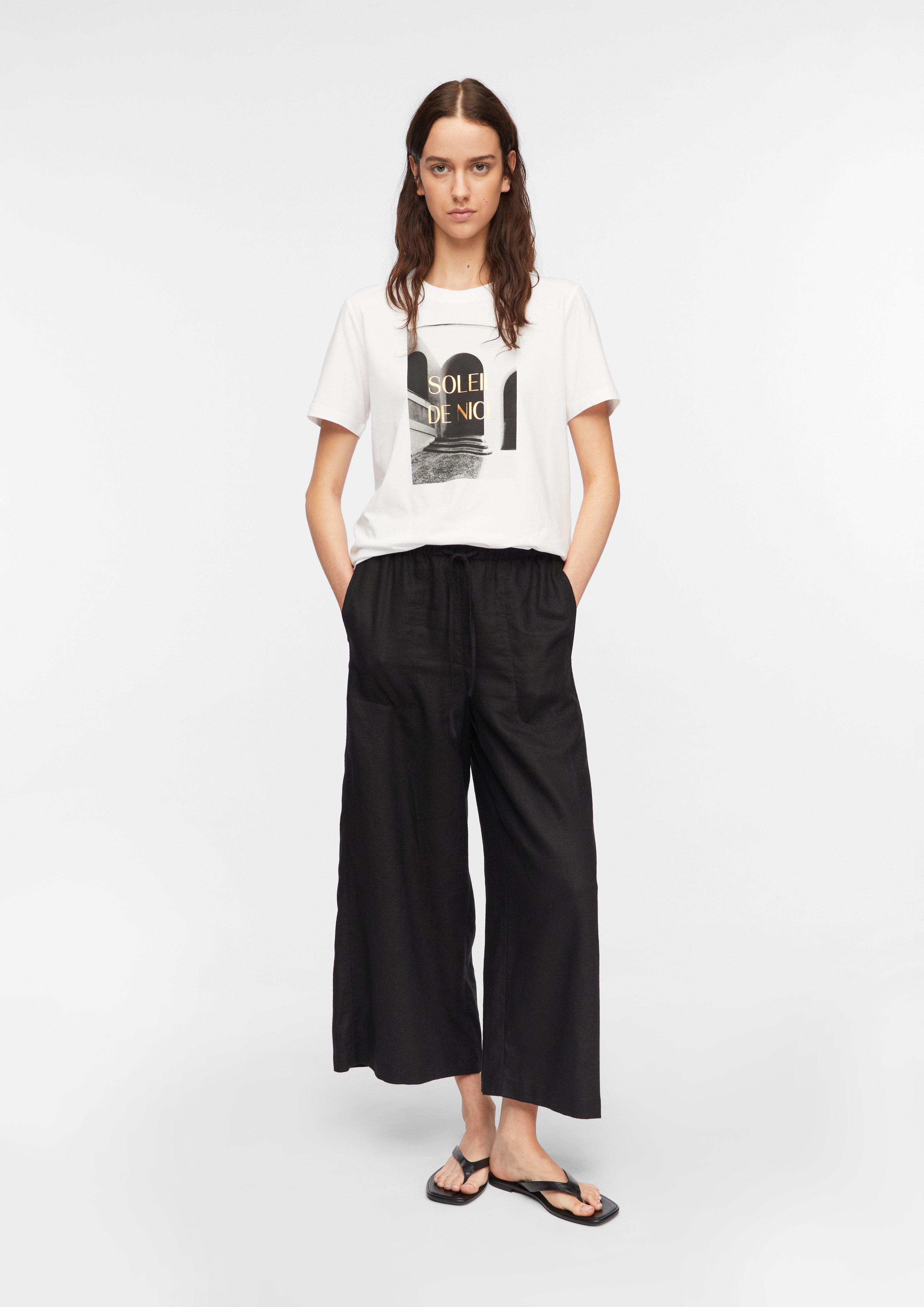 T-Shirt in weiß von COMMA