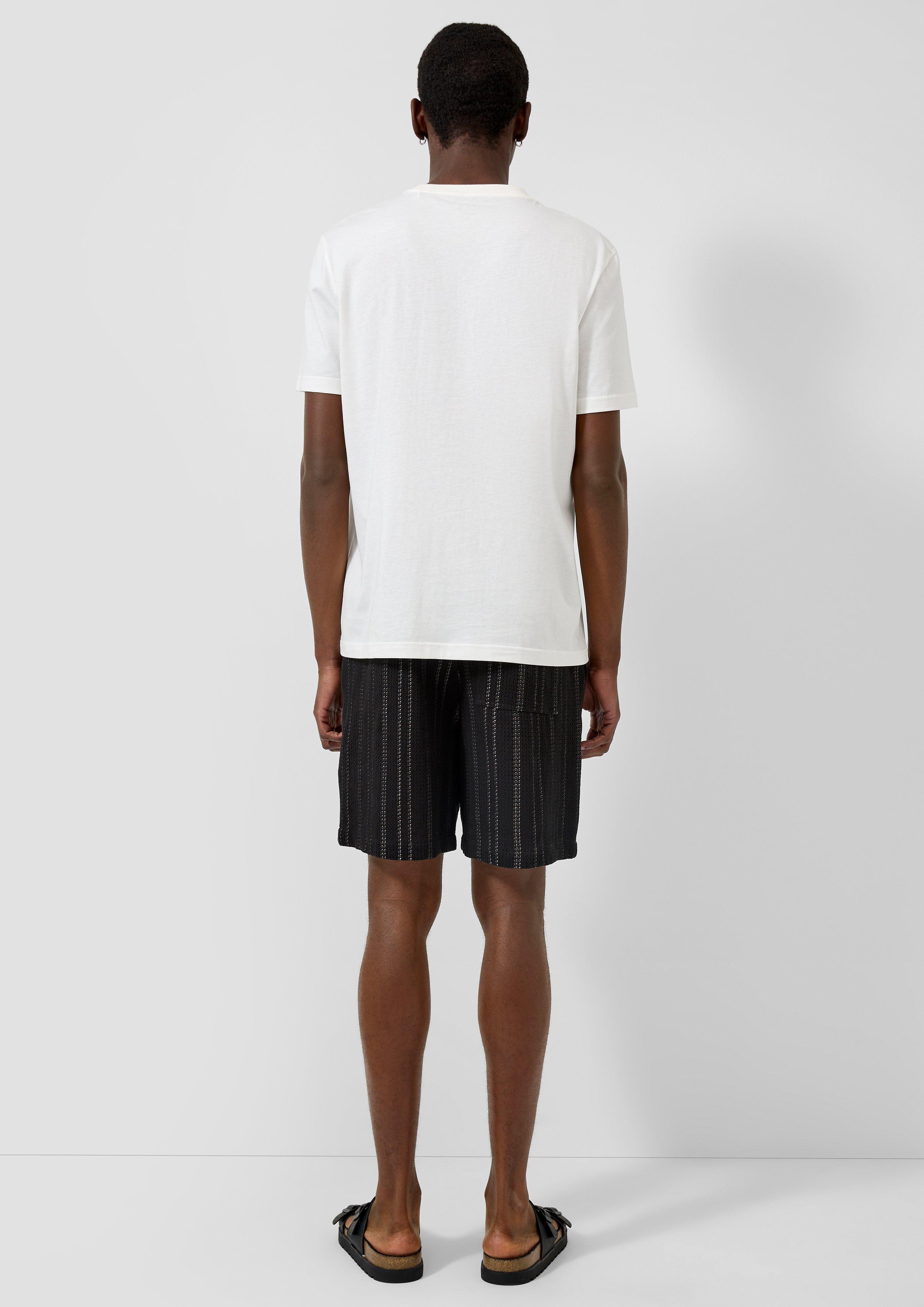 T-shirt in 03D0, 50D0 & 99D0