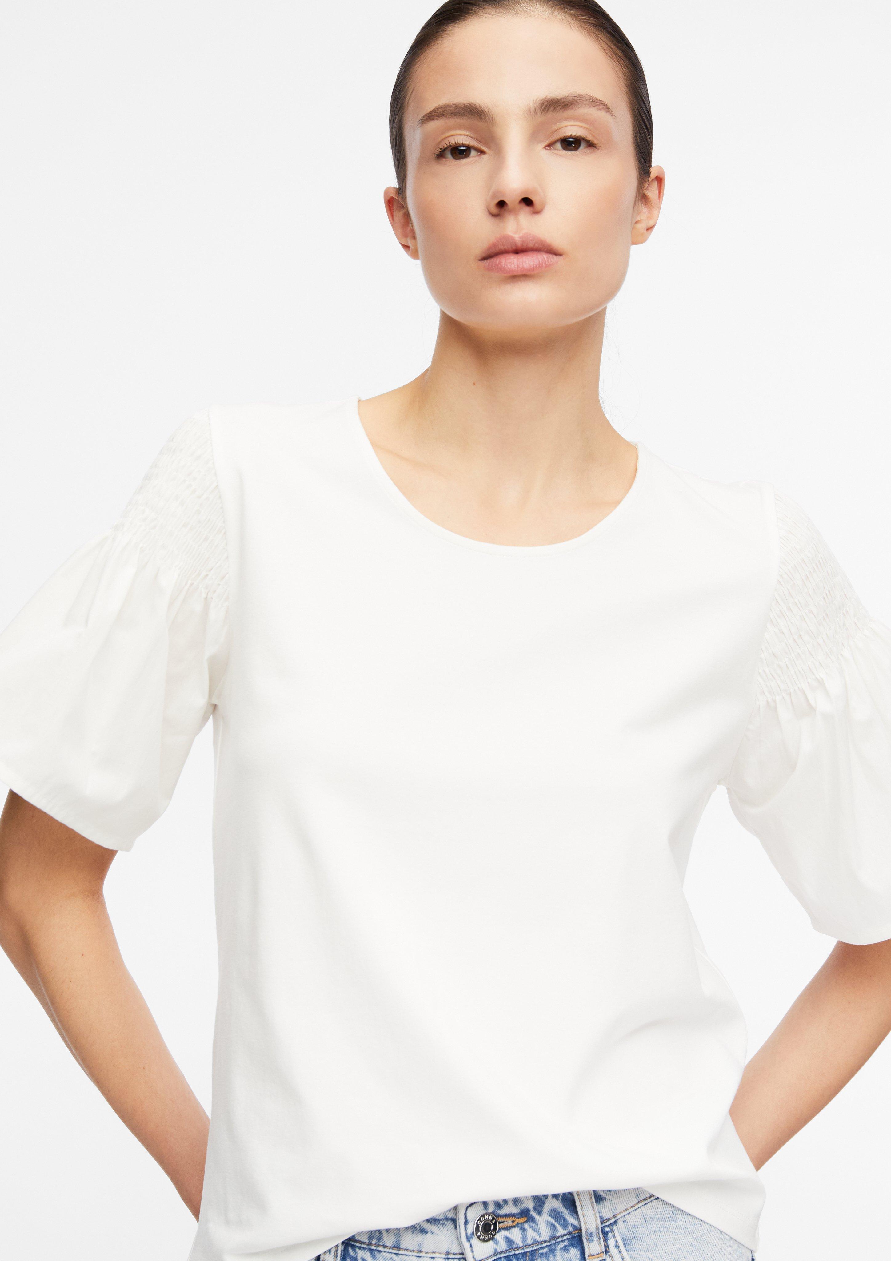 T-Shirt in  by COMMA