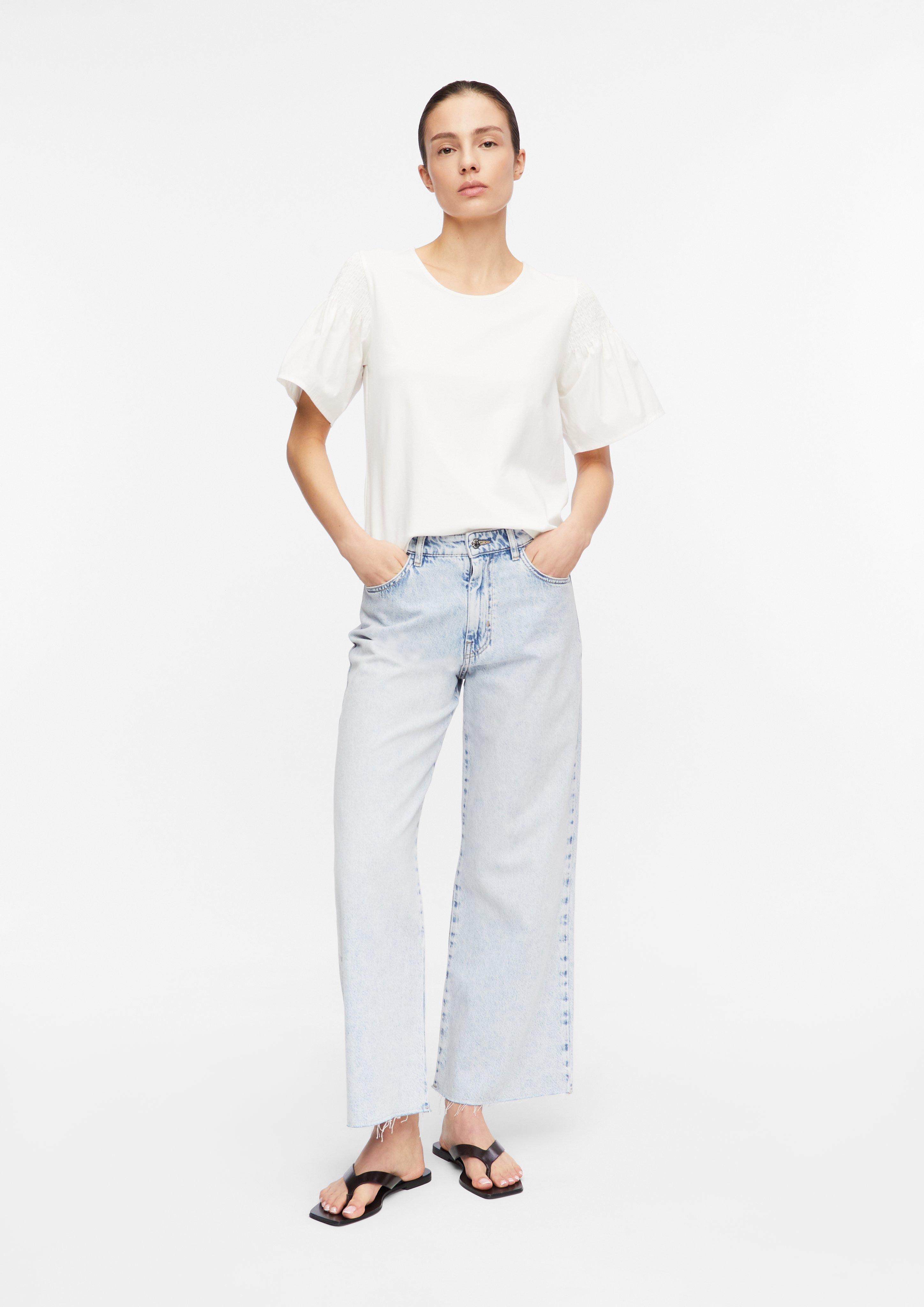 T-Shirt in  by COMMA