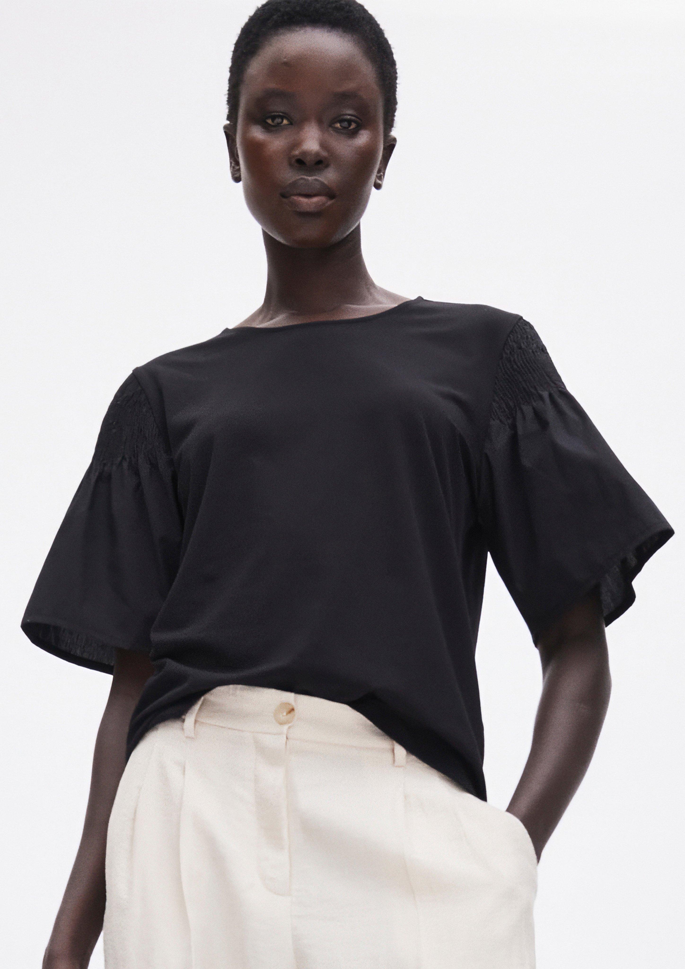 T-shirt in a fabric mix with smock detail in black by COMMA