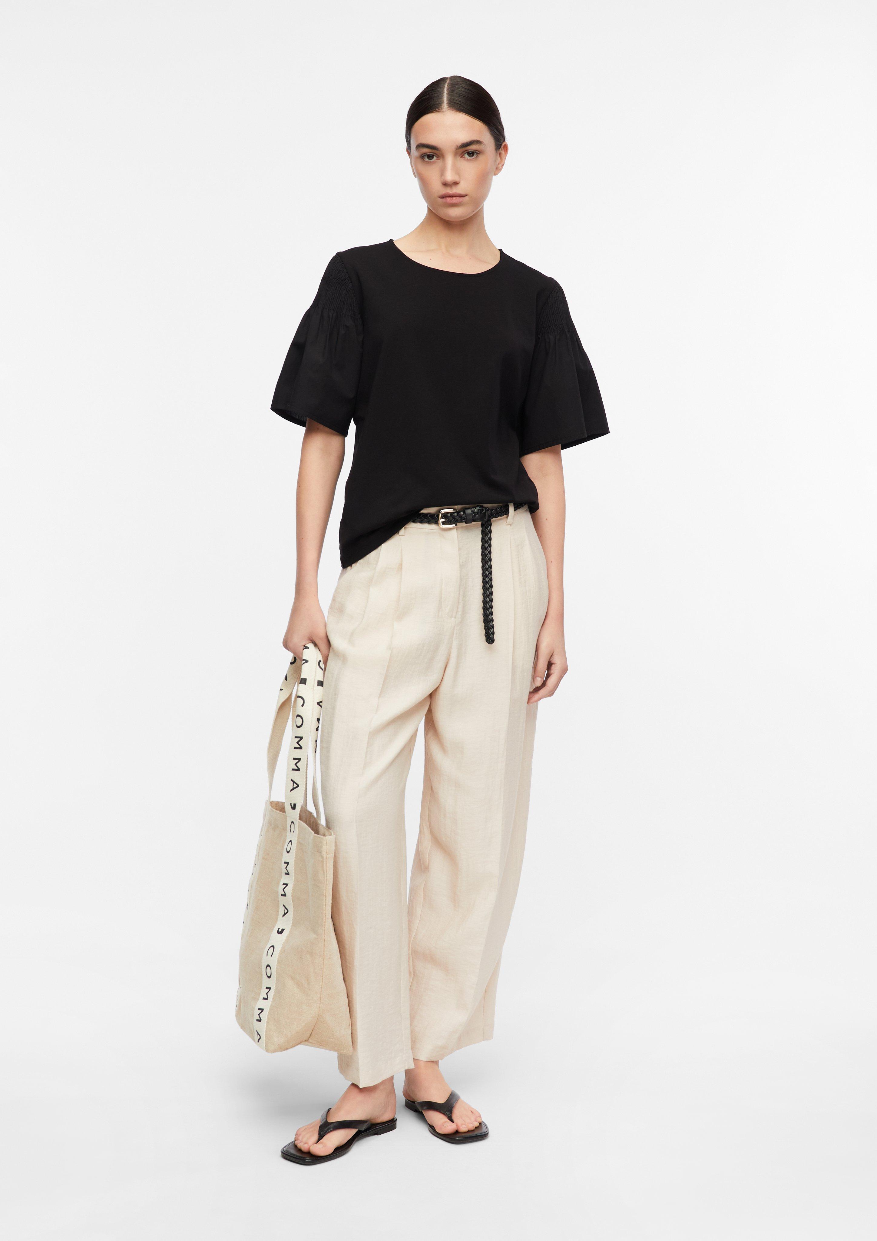 T-Shirt in  by COMMA