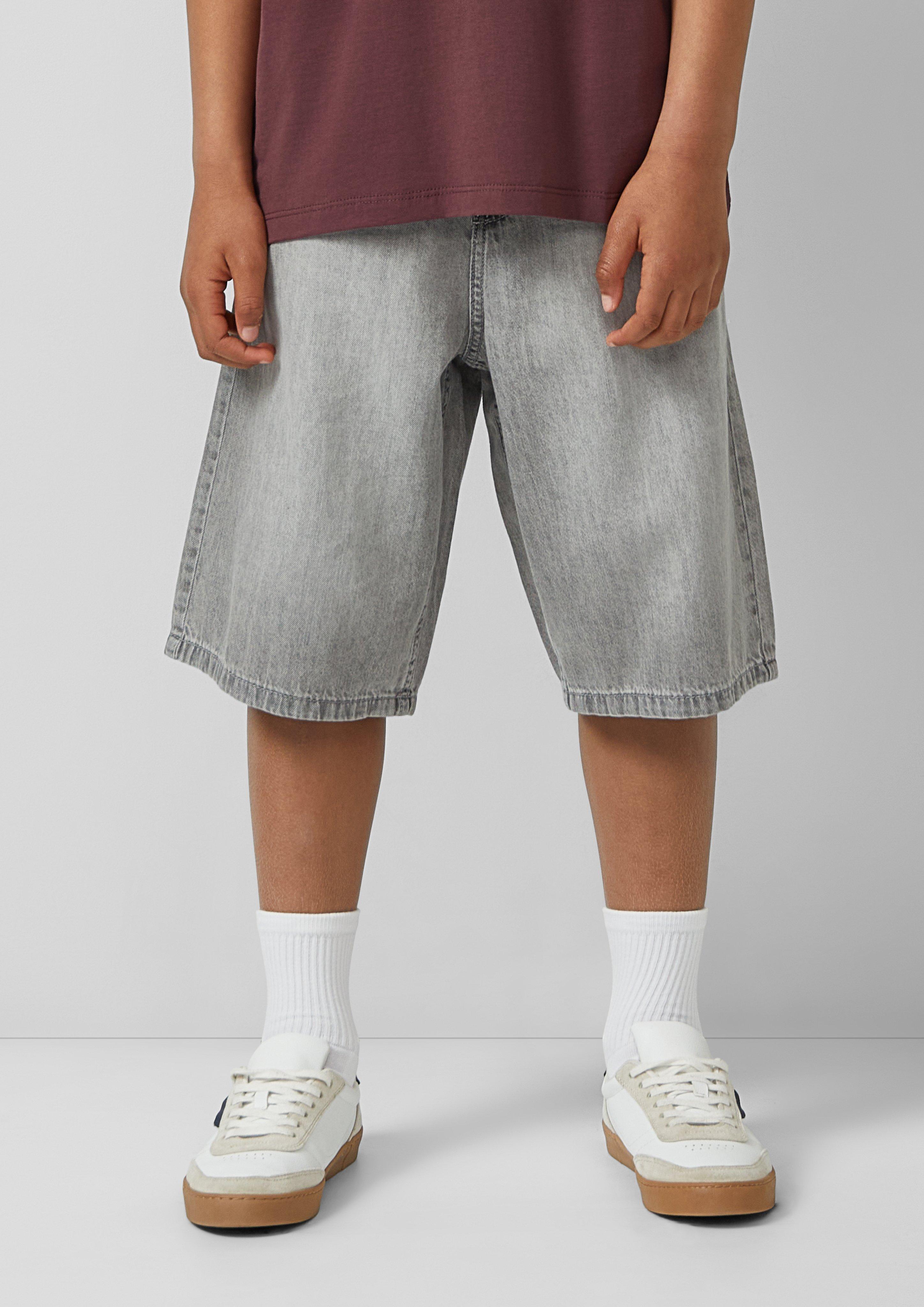 Jeans in 93Y7 & 53Y2