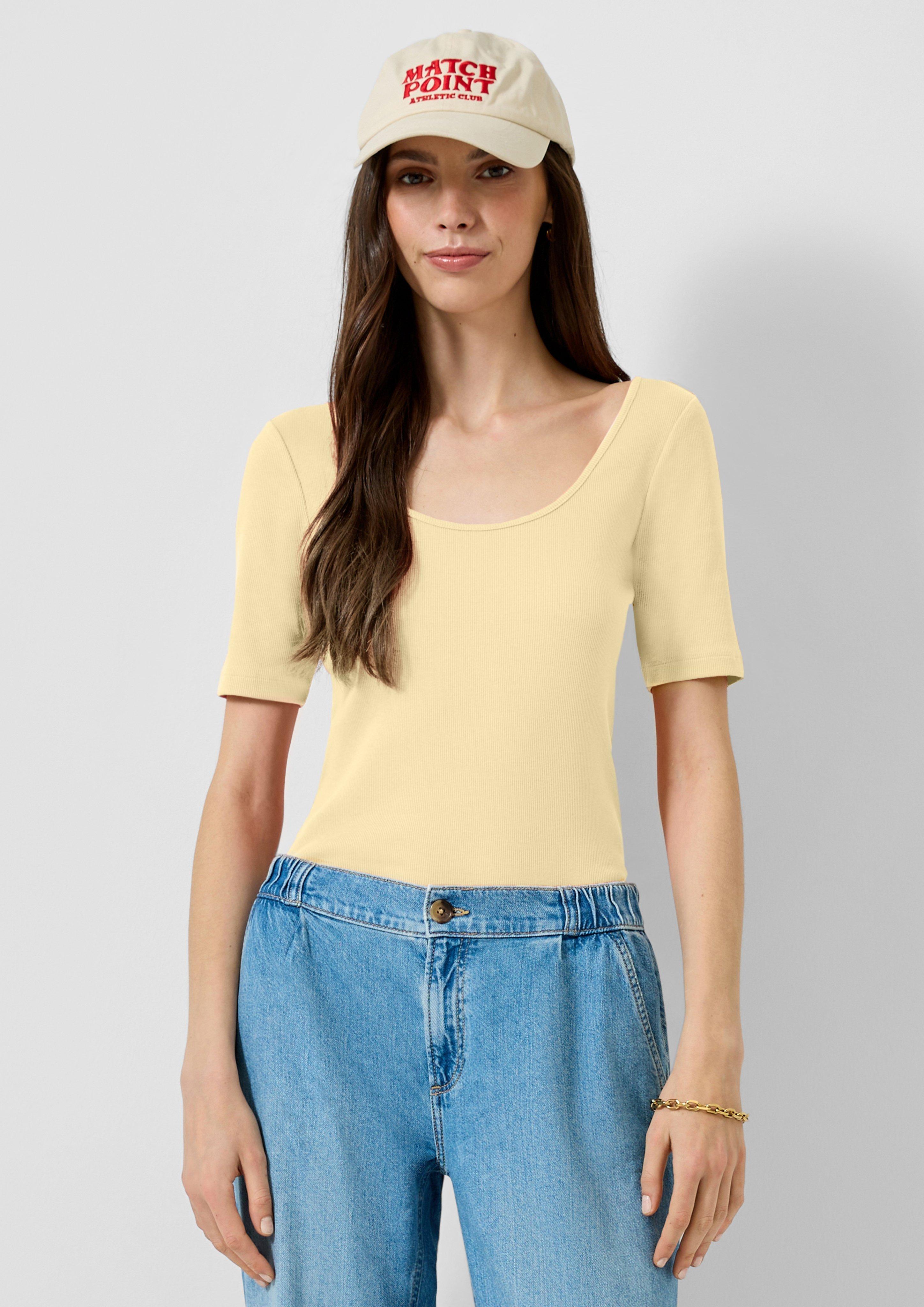 T-Shirt in 1101, 0100, 3101 & 9999