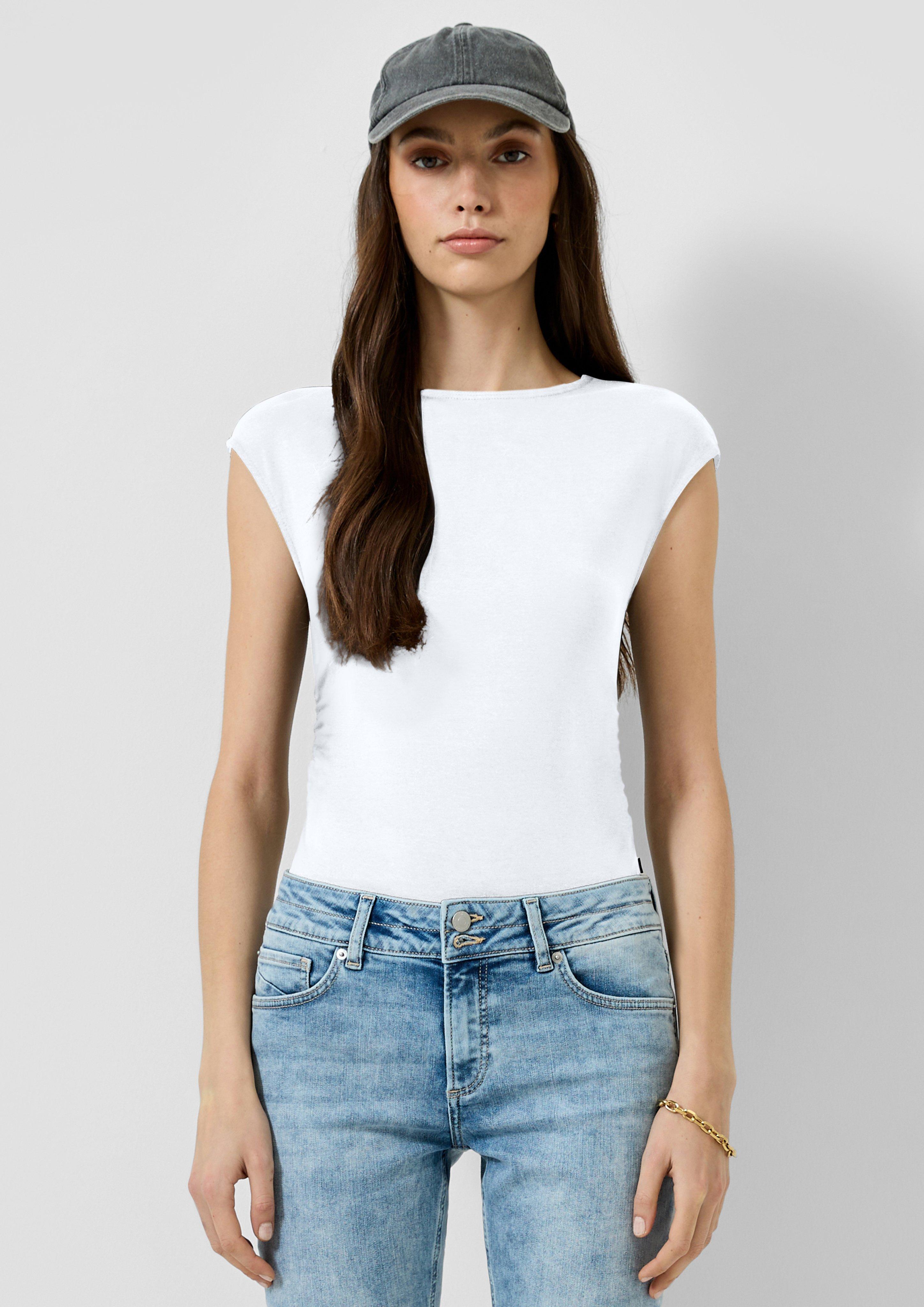 T-shirt in 0100 & 9999