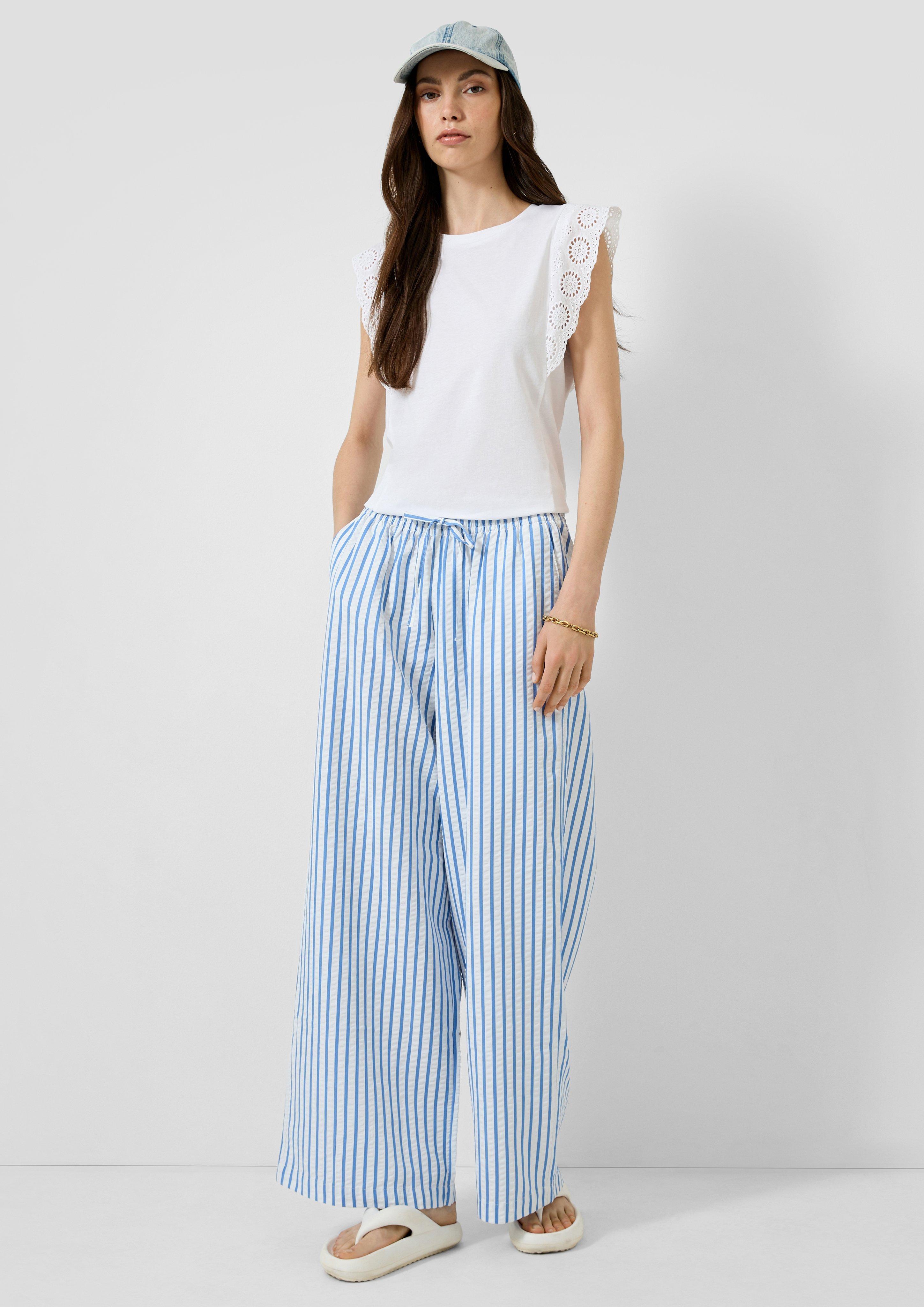 T-Shirt in 0100 & 3101