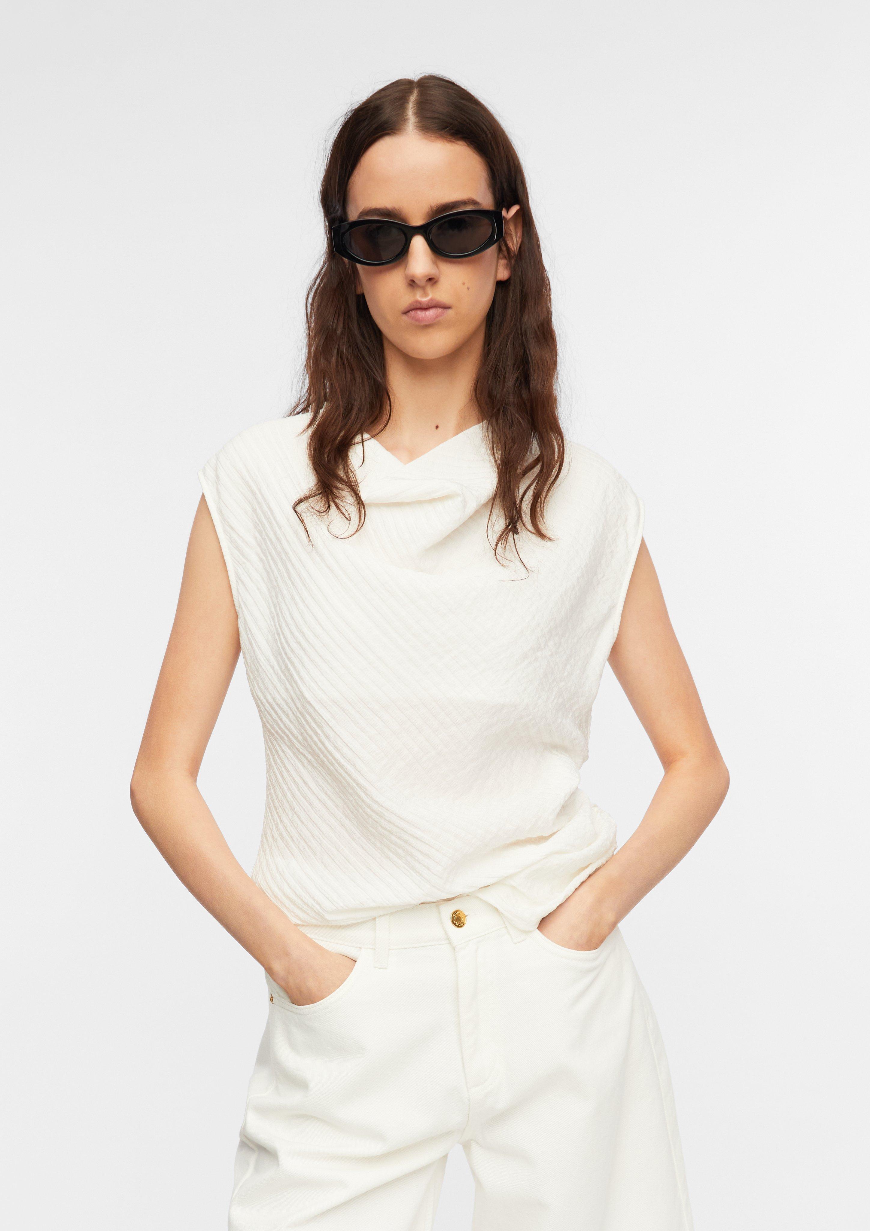 Bluse in weiß von COMMA